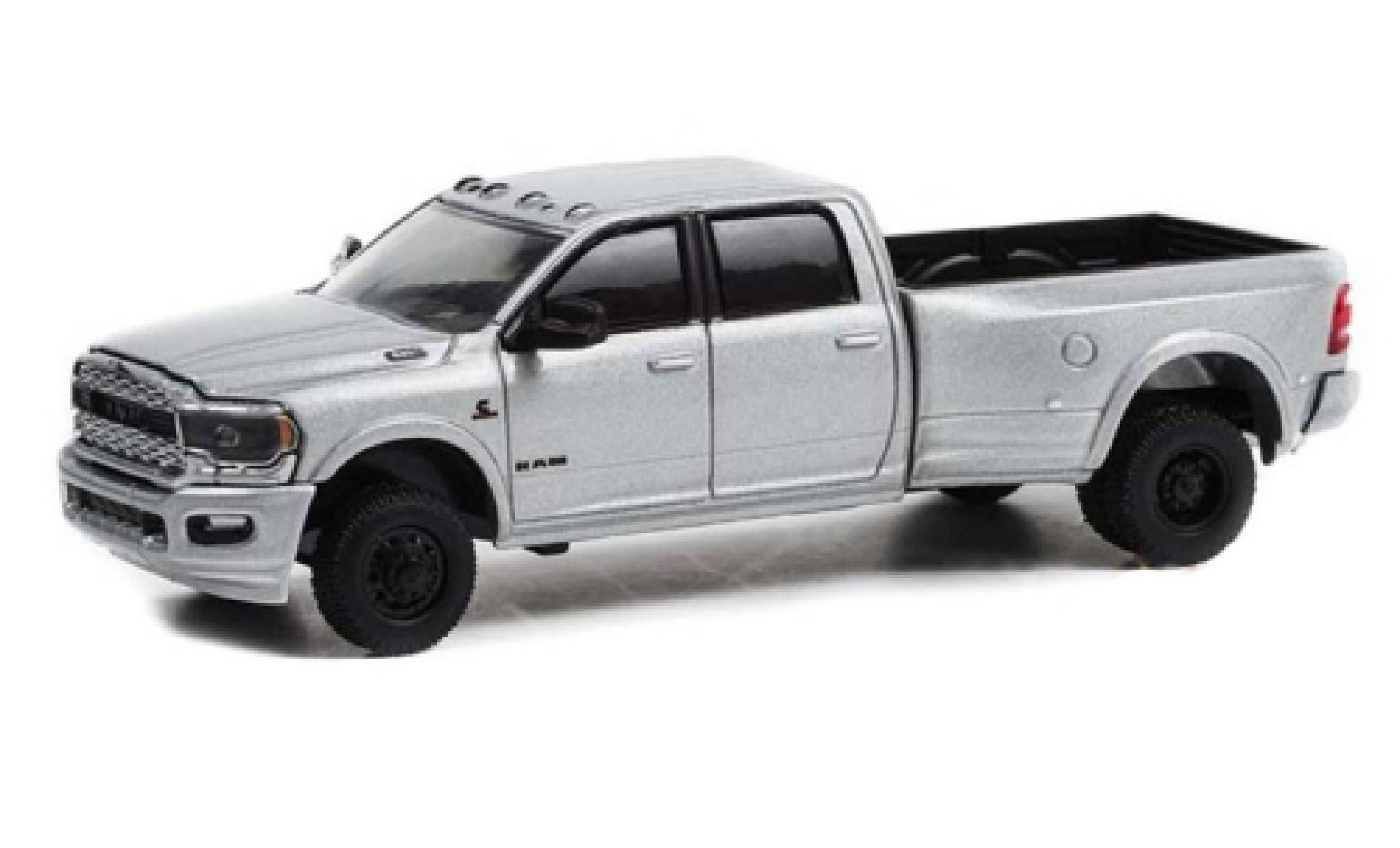 RAM 3 1/64 Greenlight Dodge 500 Dually Night Edition grijs 2021 modelauto