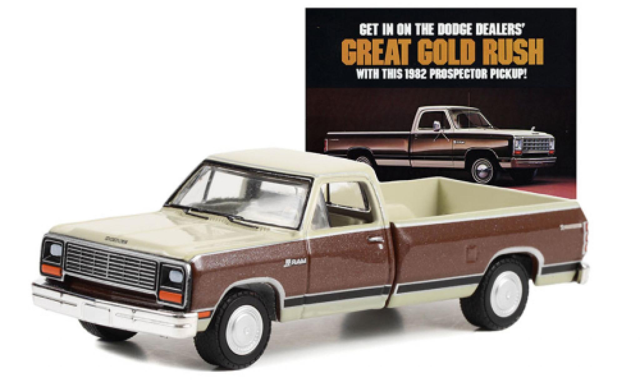 Dodge RAM 1/64 Greenlight D-150 Prospector beige/bruin 1982 modelauto
