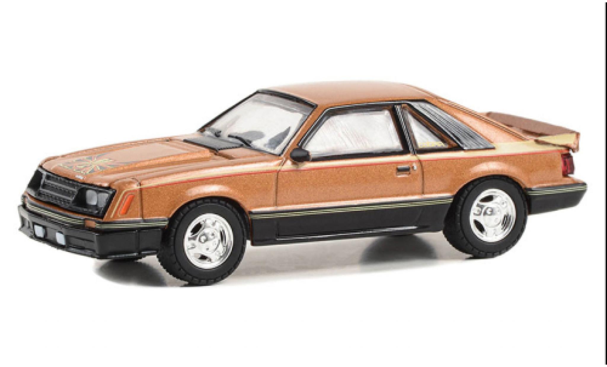 Ford Mustang 1/64 Greenlight Cobra metallic beige 1980 modelauto