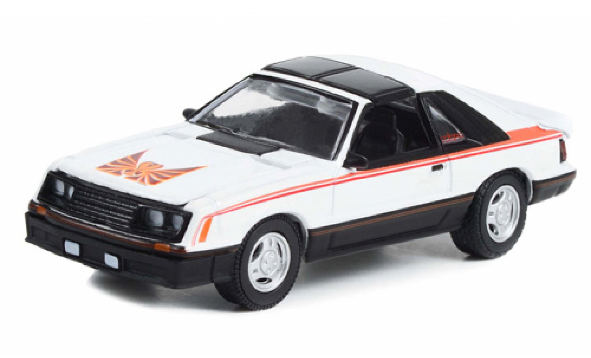 Ford Mustang 1/64 Greenlight Cobra wit/Dekor 1981 modelauto