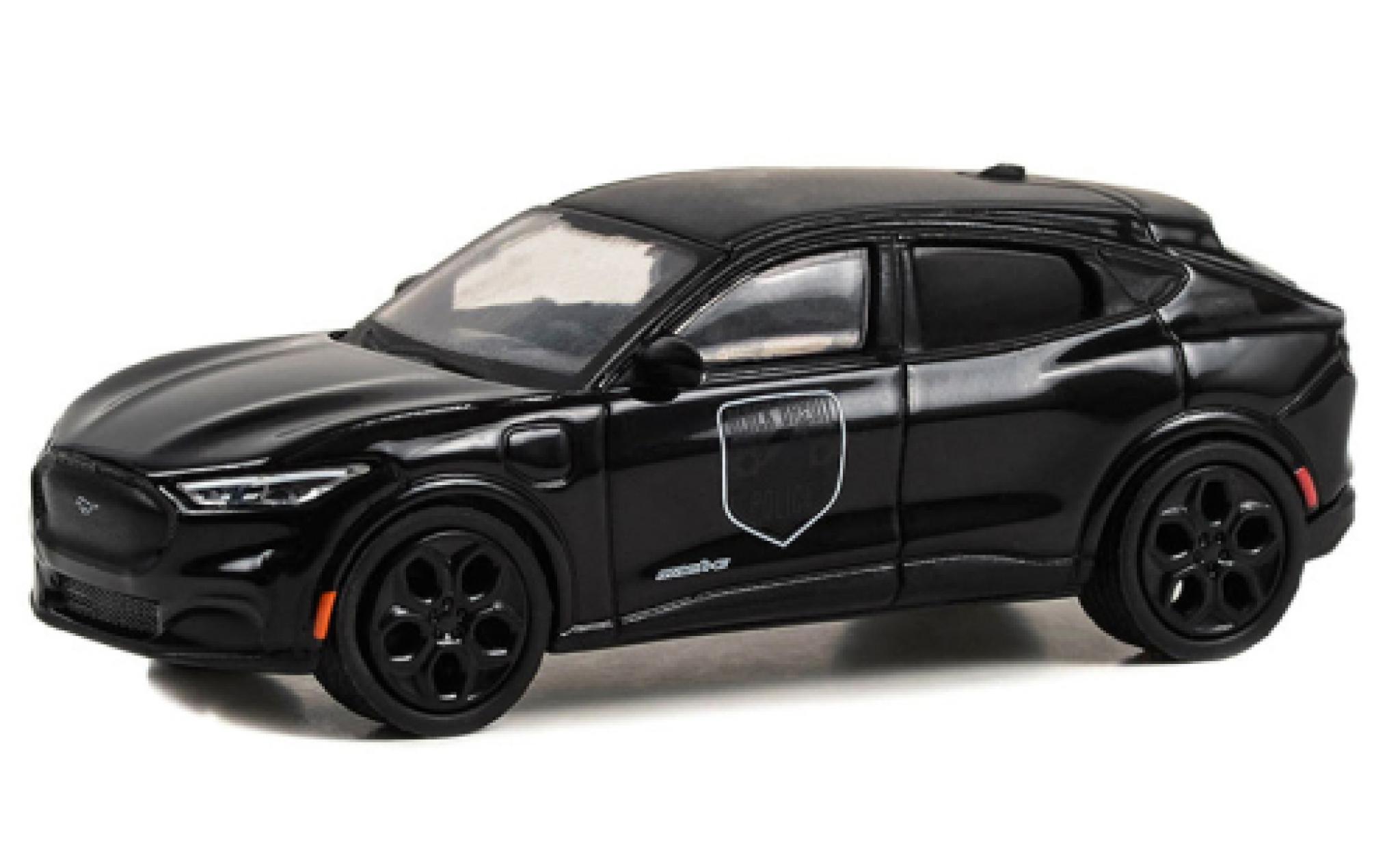 Ford Mustang 1/64 Greenlight Mach E GT zwart 2023 modelauto