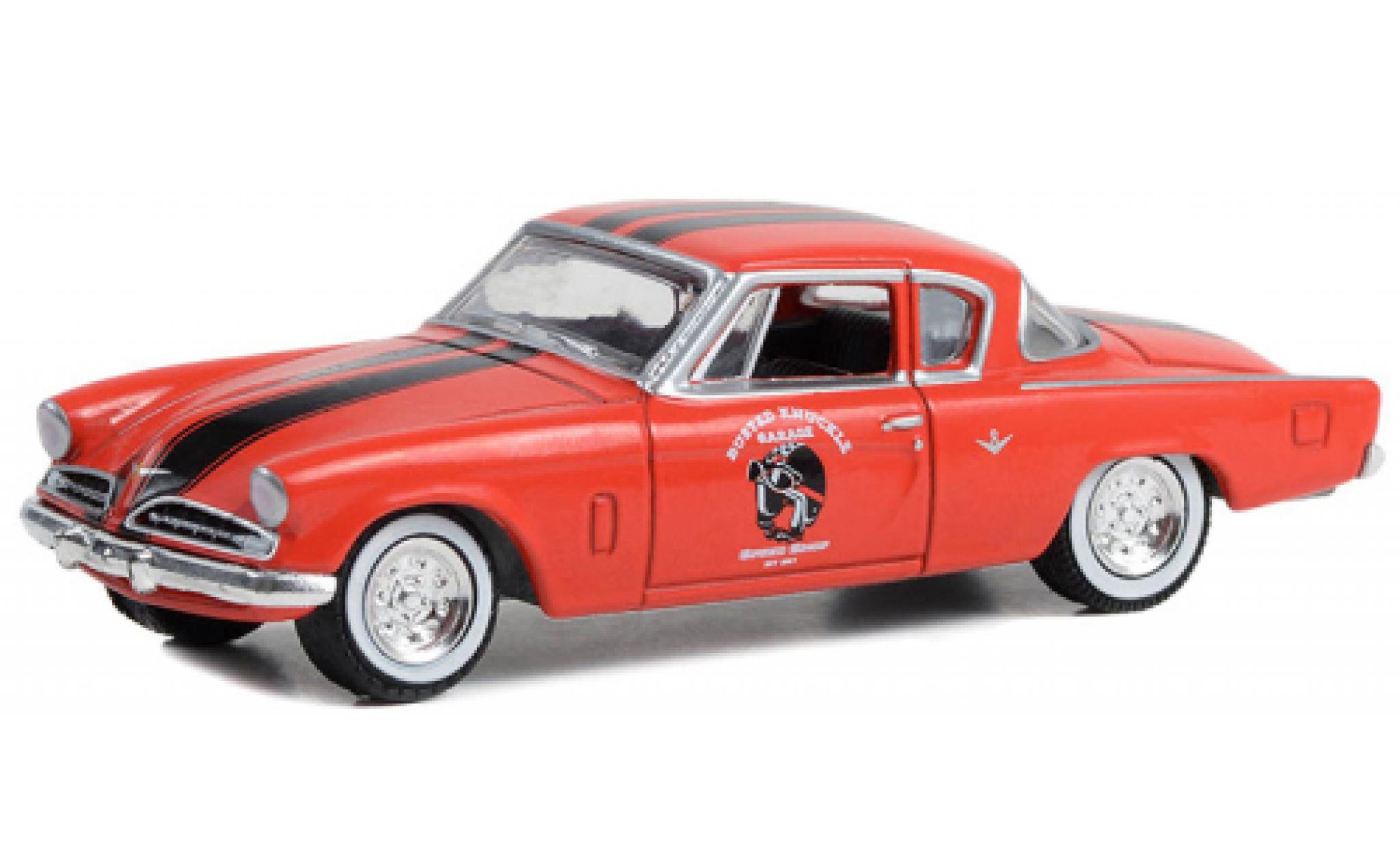 Studebaker Commander 1/64 Greenlight Starliner rood 1954 modelauto
