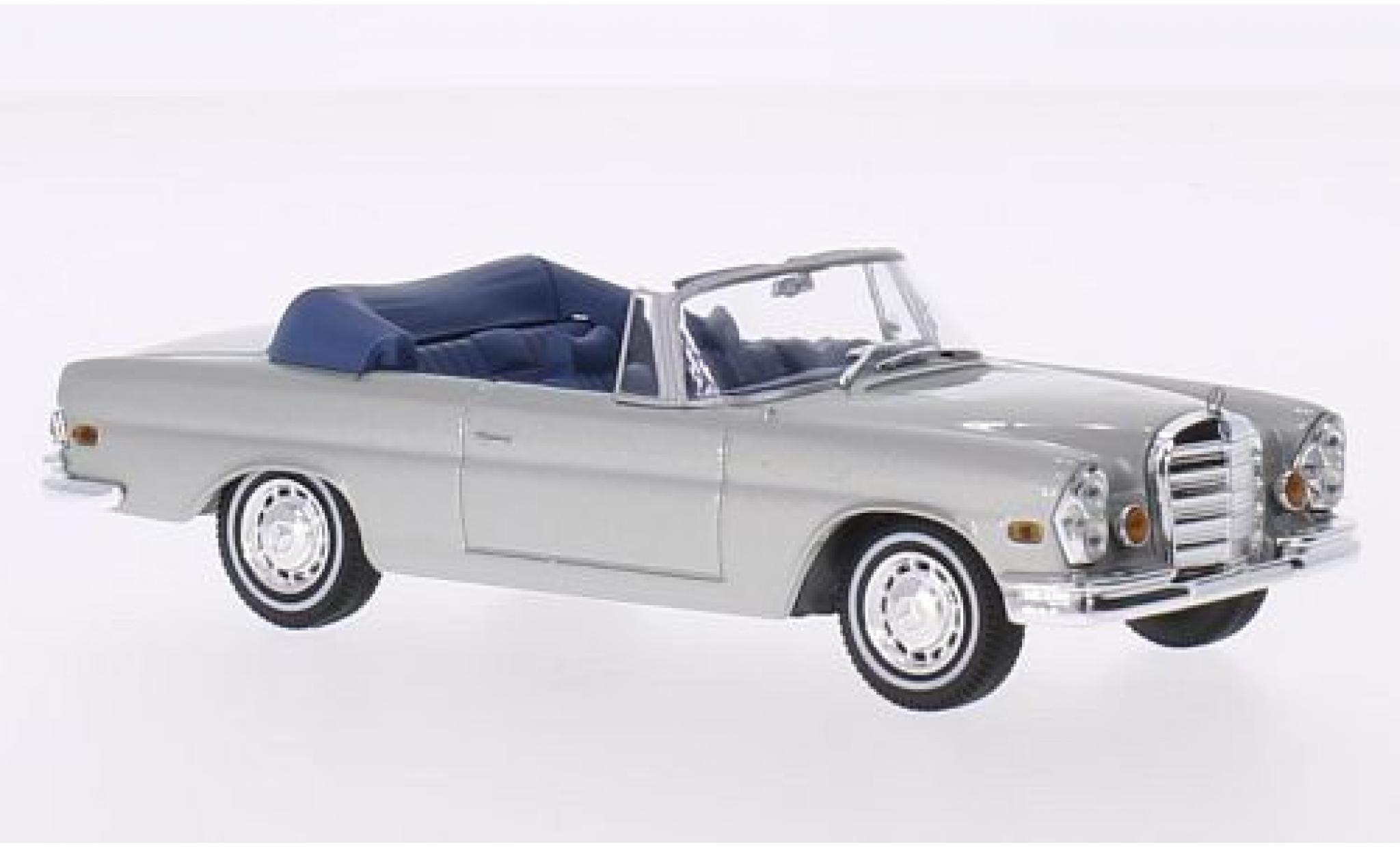 Mercedes 280 1/43 Greenlight SE Cabriolet grijs/blauw The Hangover 2009 1969 modelauto