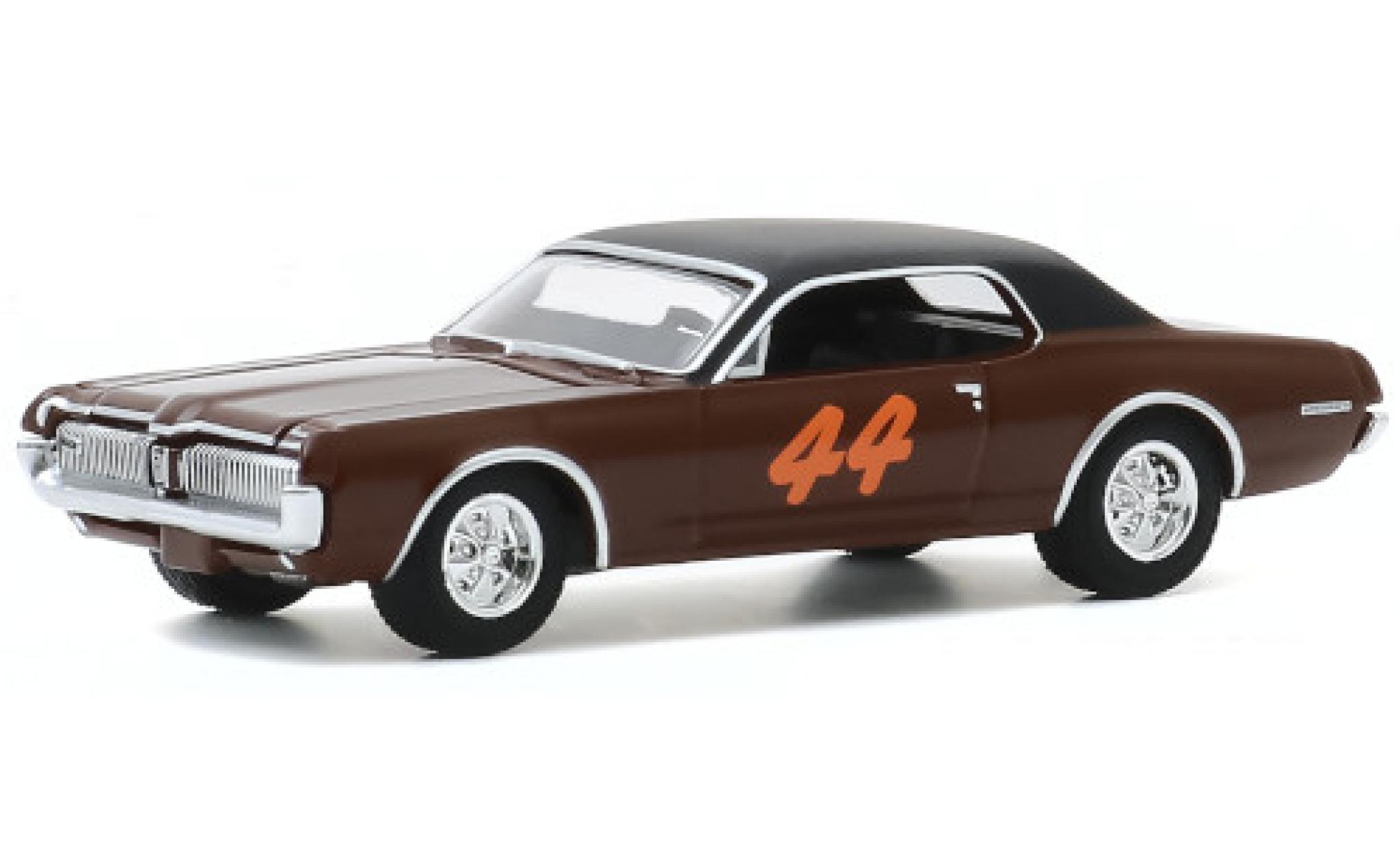 Mercury Cougar 1/64 Greenlight matt-bruin/matt-zwart 1967 No.44 modelauto