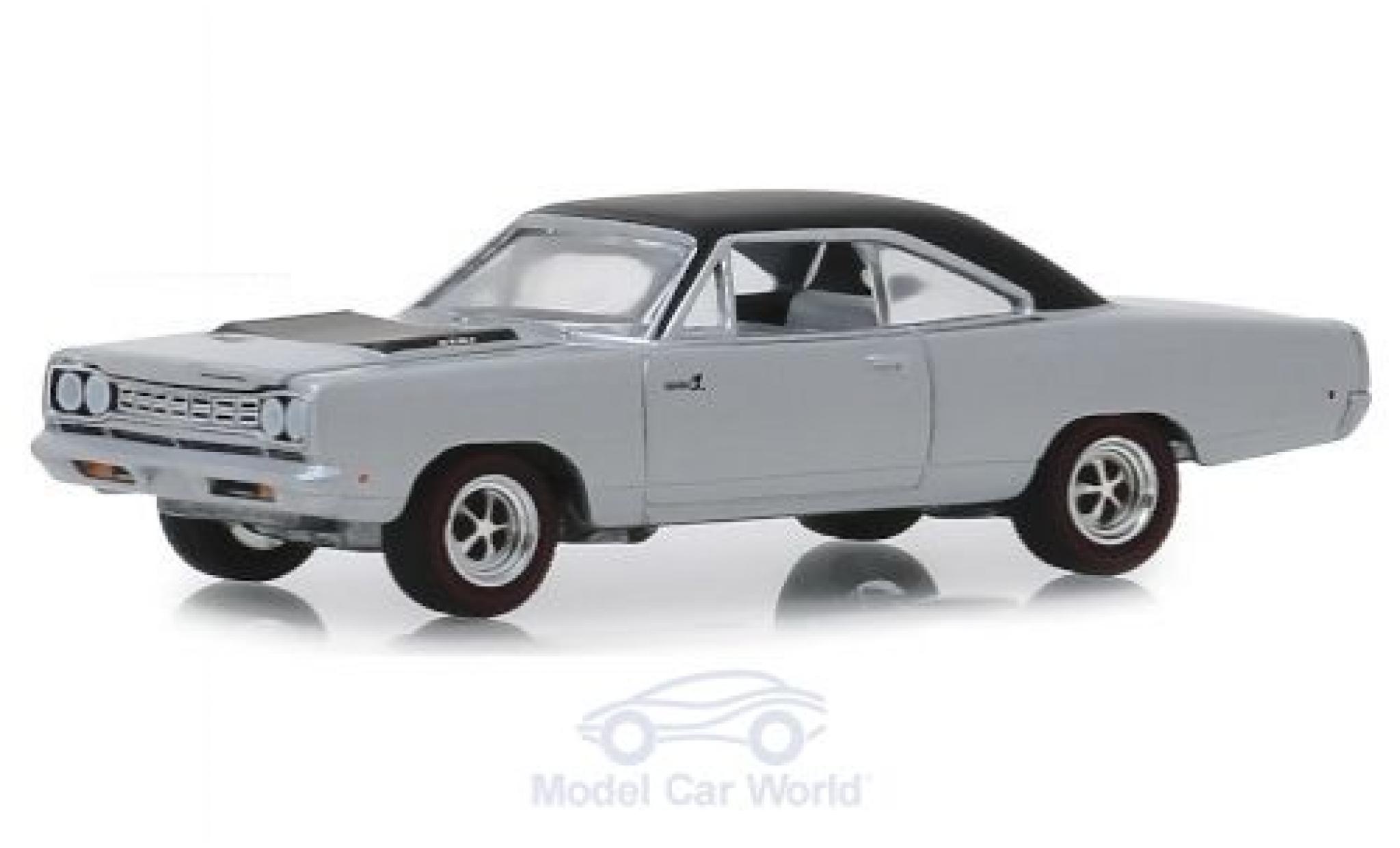 Plymouth Road Runner 1/64 Greenlight HEMI grijs/matt-zwart 1968 modelauto