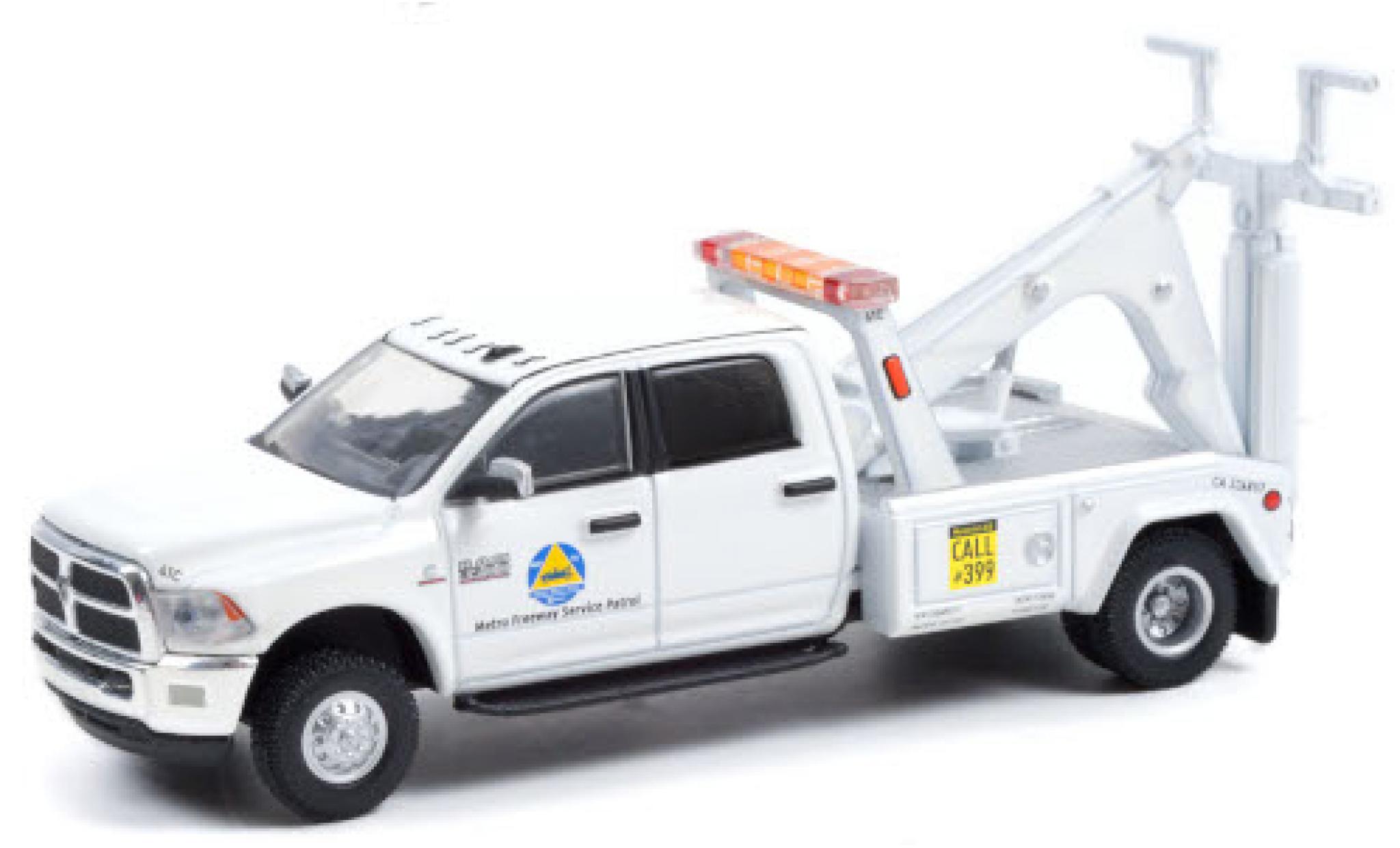 RAM 3 1/64 Greenlight 500 Dually Wrecker L.A. County Metro Freeway Service Patrol 2018 modelauto
