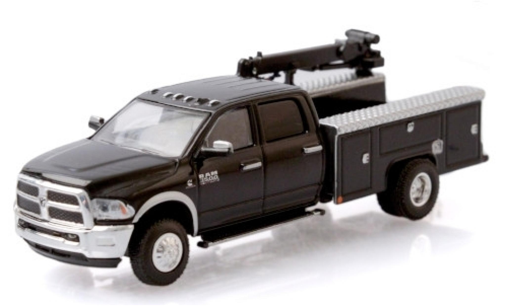 RAM 3 1/64 Greenlight 500 Laramie Crane Truck zwart 2018 modelauto
