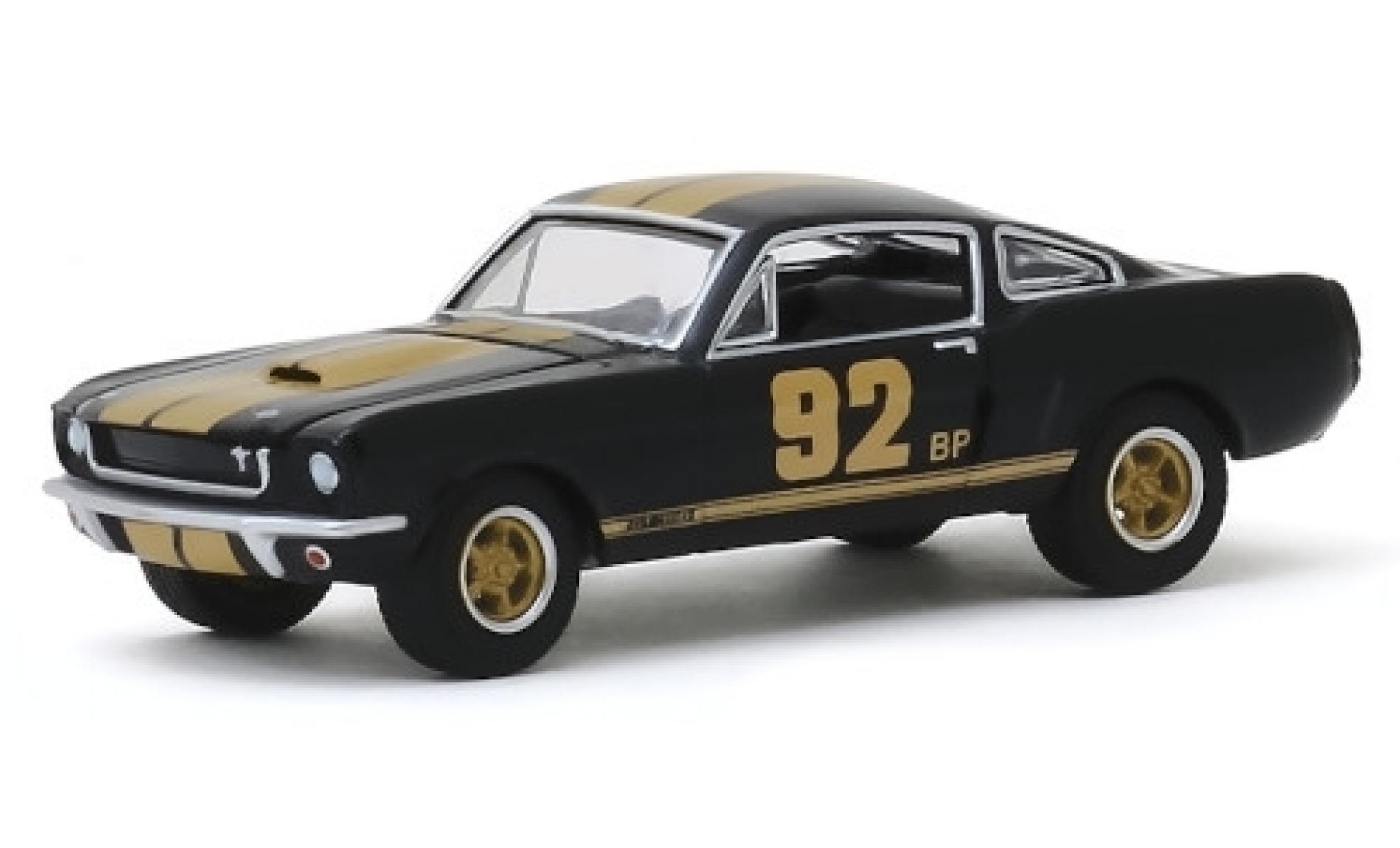 Shelby GT 350 1/64 Greenlight H zwart/gold 92 BP 1966 modelauto