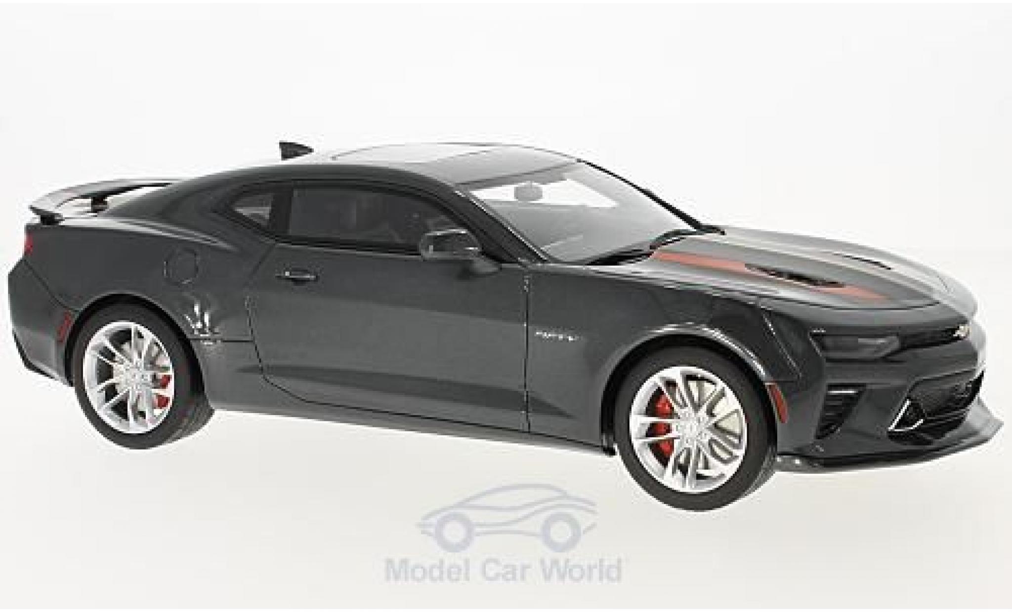 Chevrolet Camaro RS 1/18 GT Spirit SS metallic grijs 2017 Fifty Anniversary modelauto