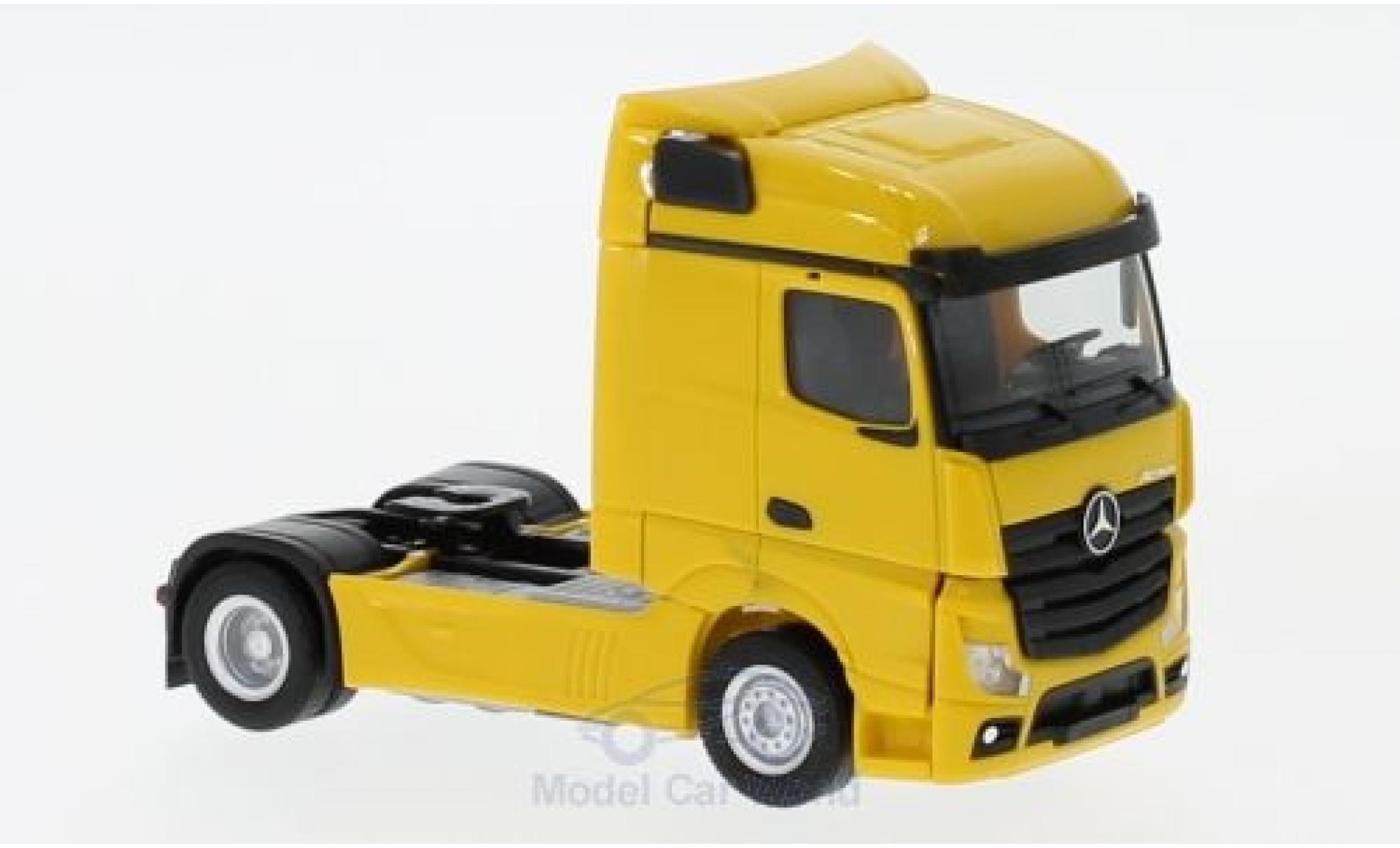 Mercedes Actros 1/87 Herpa Streamspace 2.5 geel 2018 Zugmaschine modelauto
