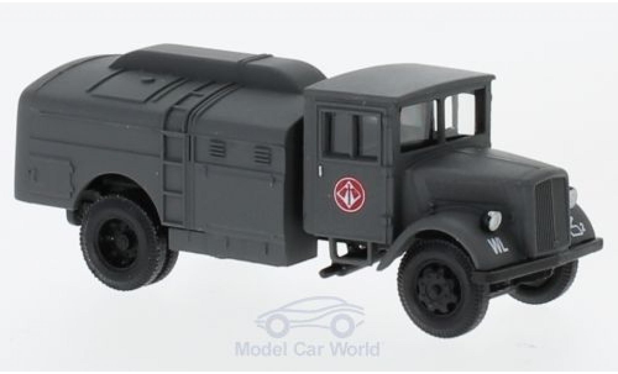 Mercedes 300 S 1/87 Herpa 0 Jagdgeschwader 1 Tankfahrzeug modelauto