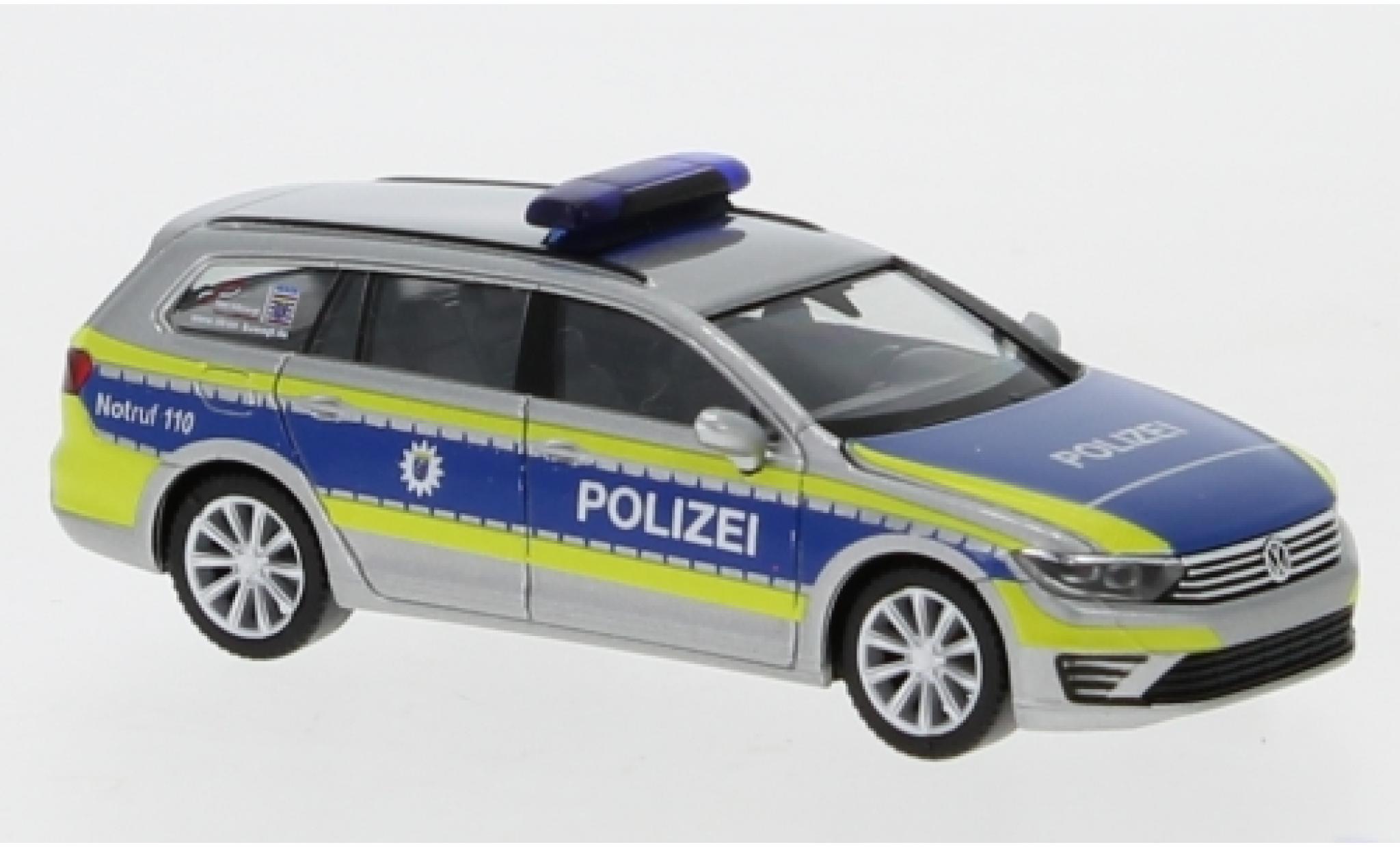 Volkswagen Passat 1/87 Herpa GTE Politie Hessen modelauto
