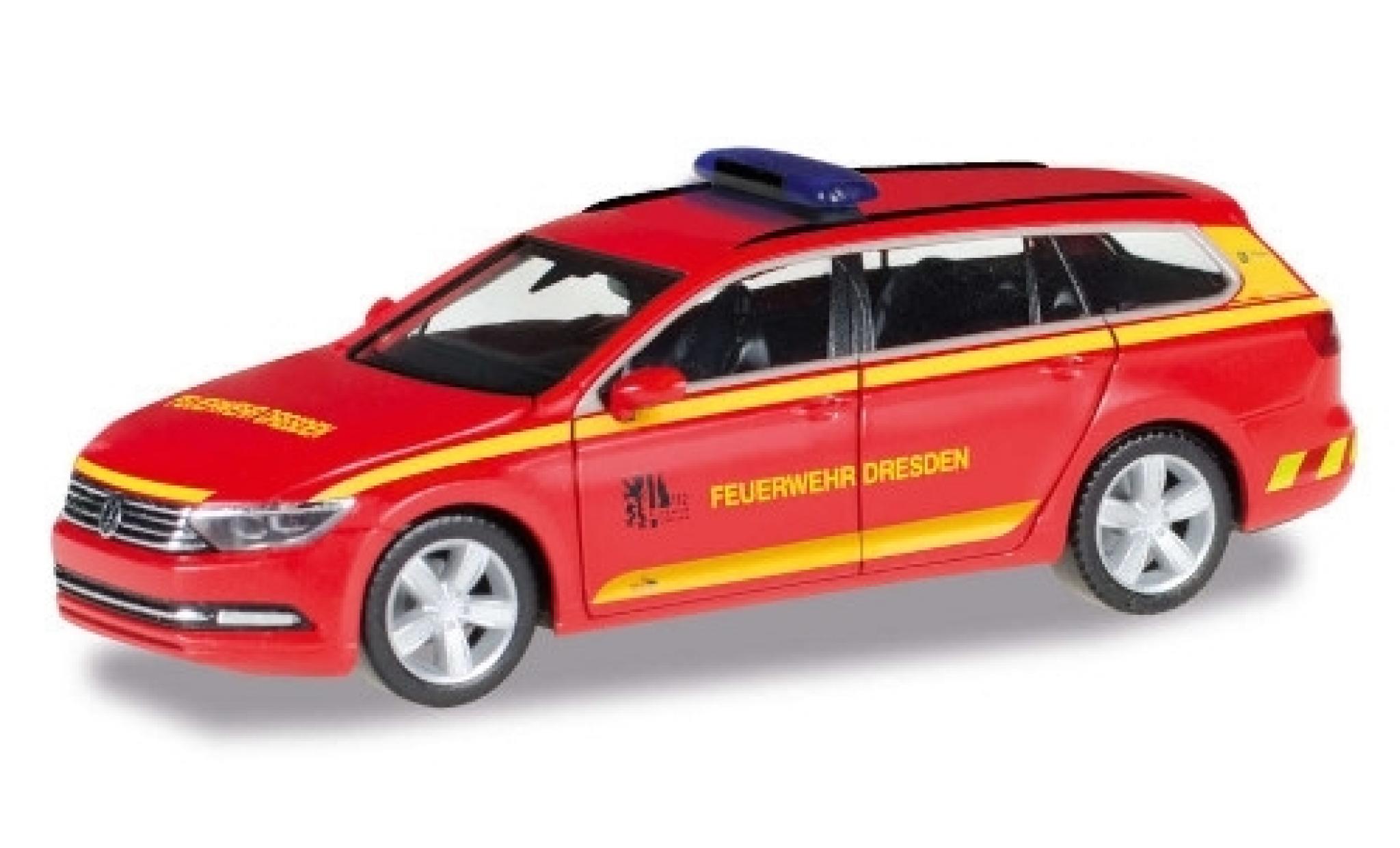 Volkswagen Passat 1/87 Herpa Variant Brandweer Dresden 2018 modelauto