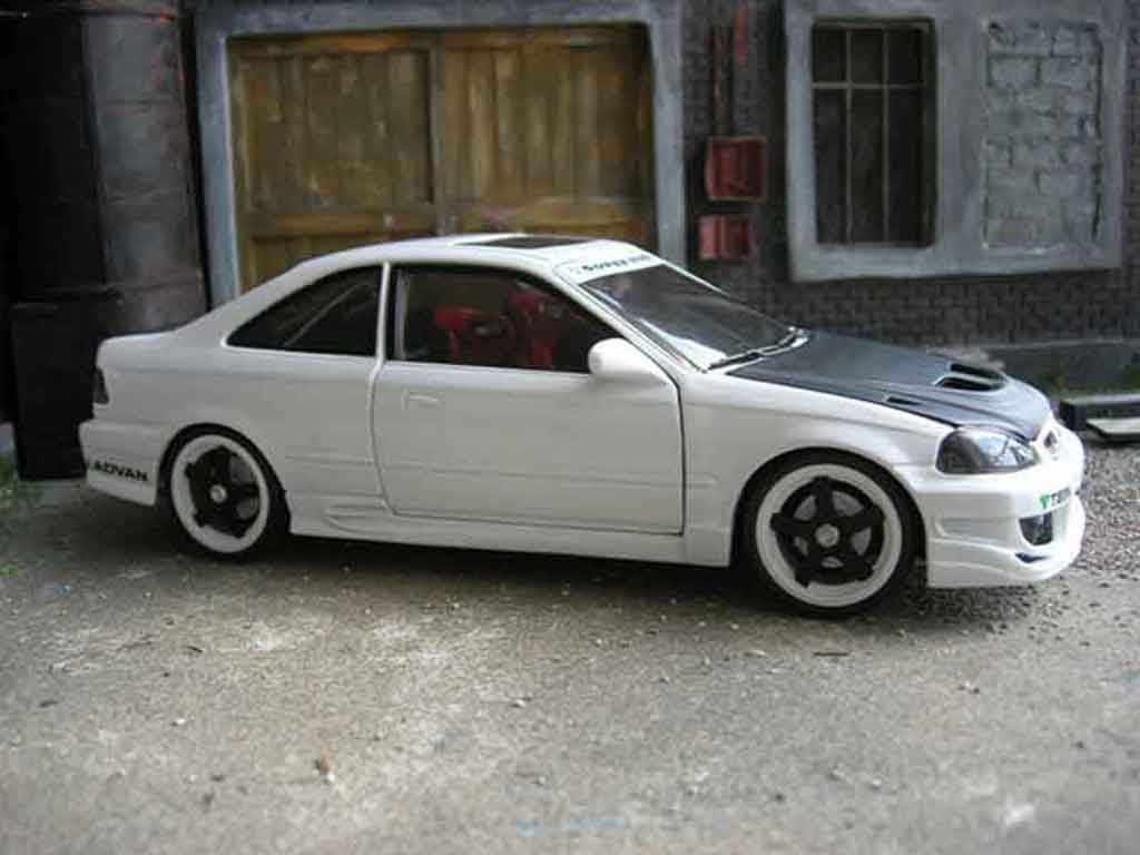 Honda Civic Si ek jdm coupe 1/18 Hot Wheels