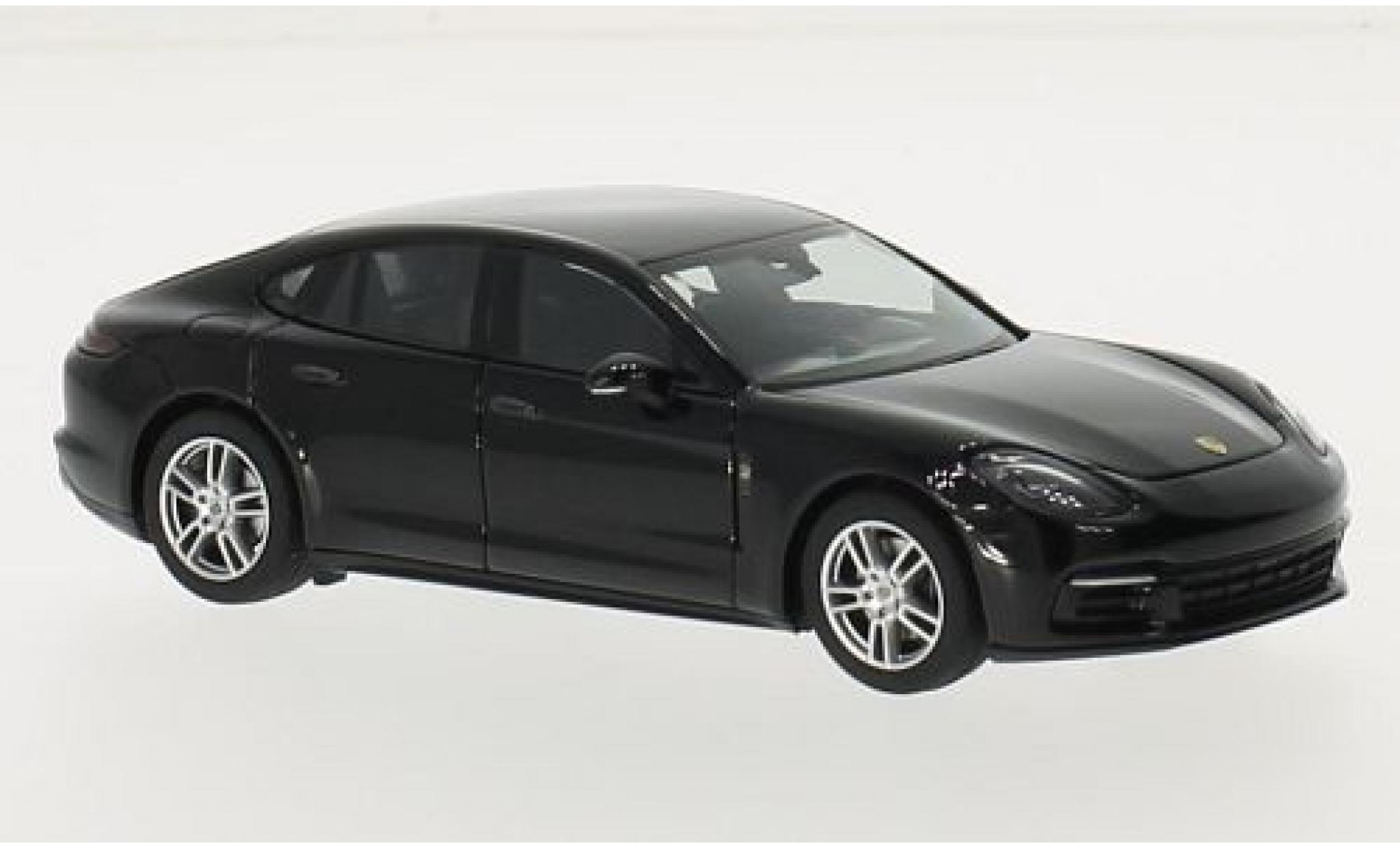 Porsche Panamera 1/43 Herpa 4 zwart 2016 modelauto