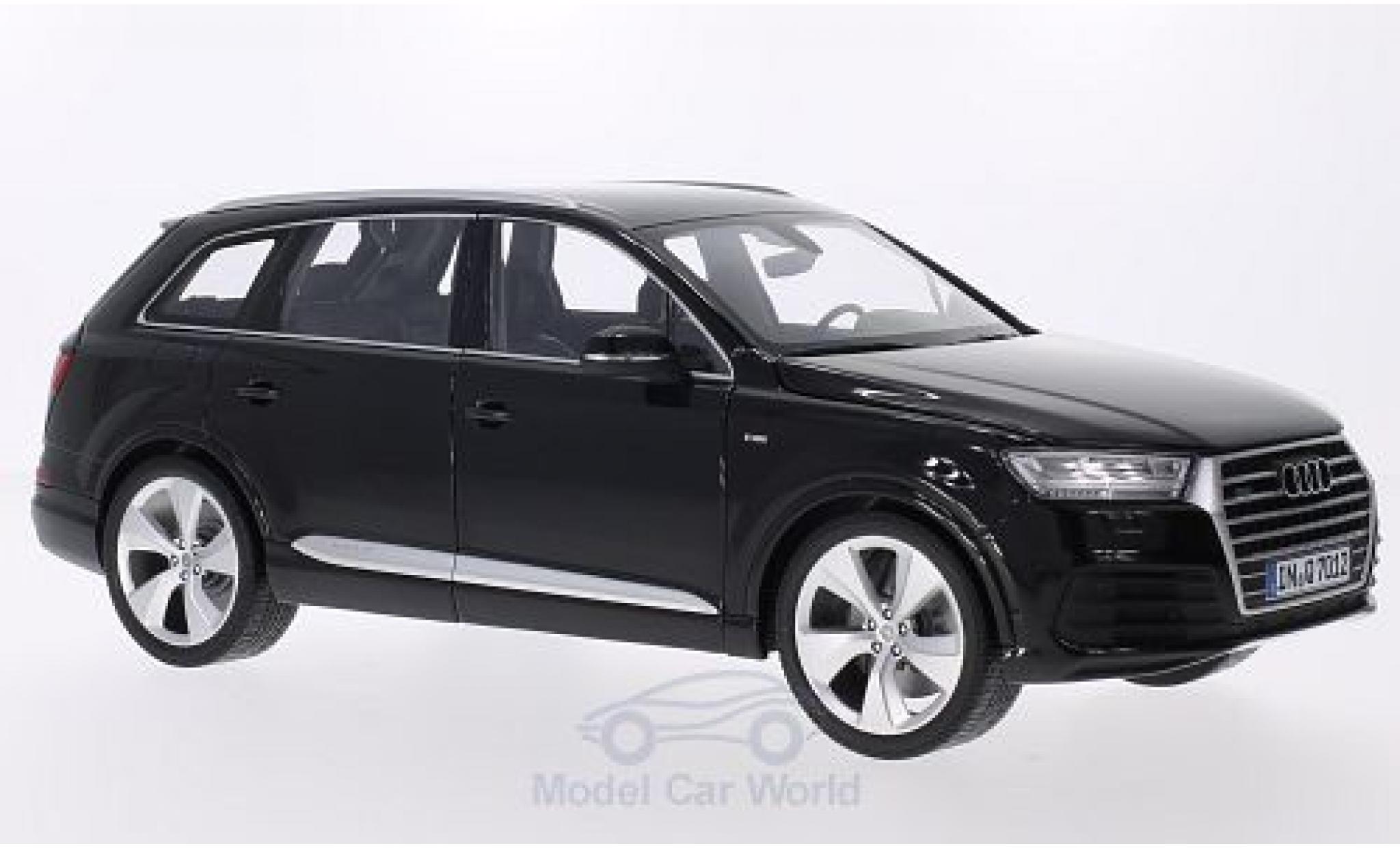 Audi Q7 1/18 Minichamps (4M) zwart modelauto