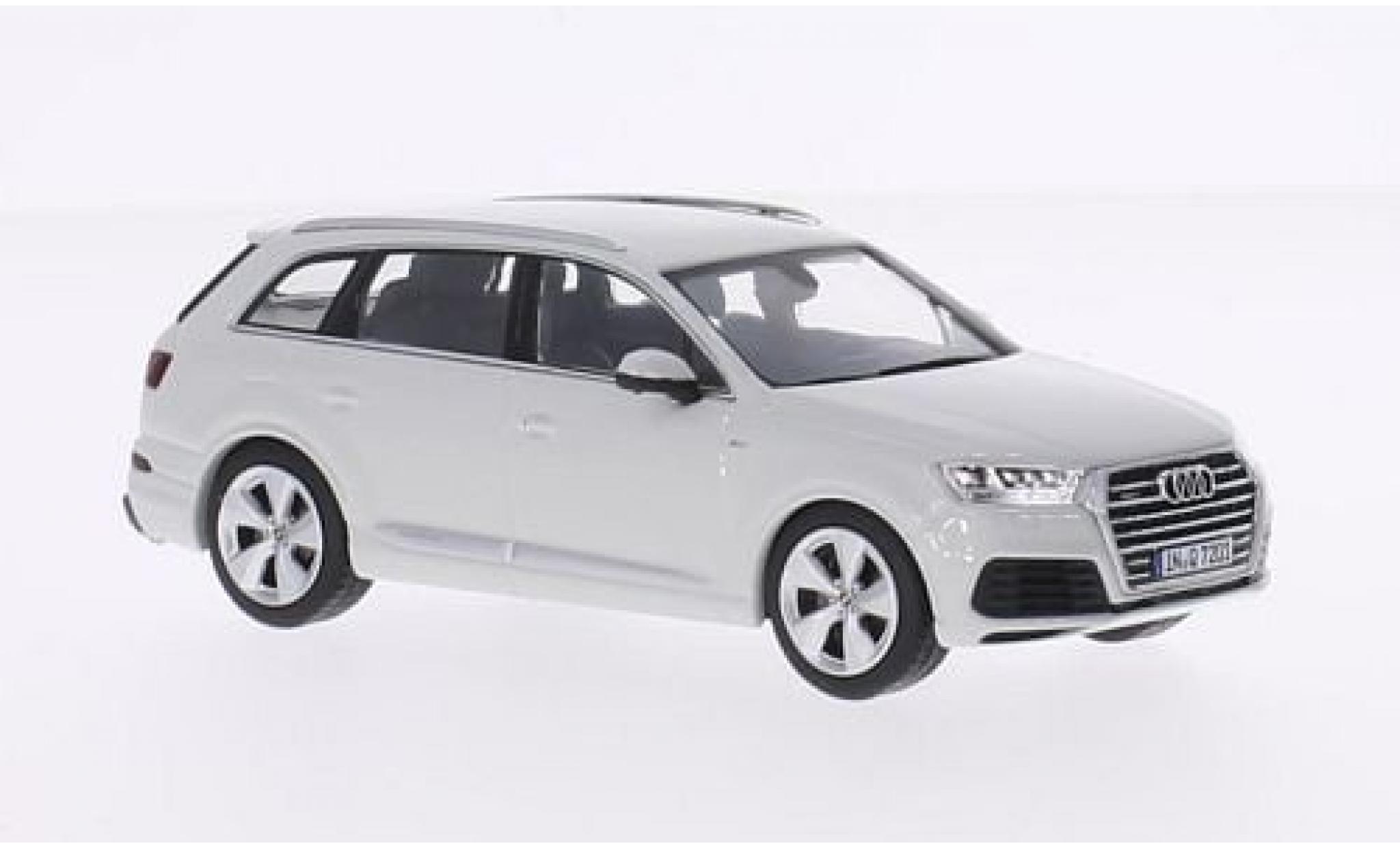 Audi Q7 1/43 I Spark wit 2015 1:43 modelauto