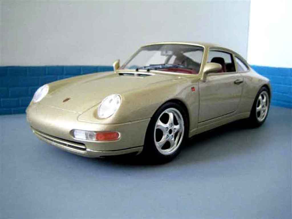 Porsche 993 Carrera 1/18 Burago Carrera champagne modelauto