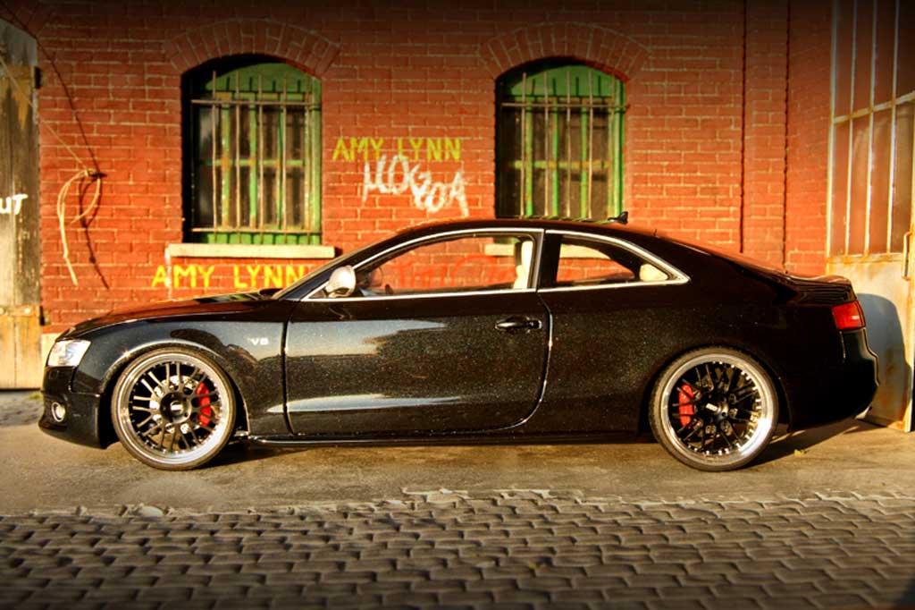 Audi S5 coupe zwart jantes alu 19 pouces diffuseur carbone 1/18 Norev