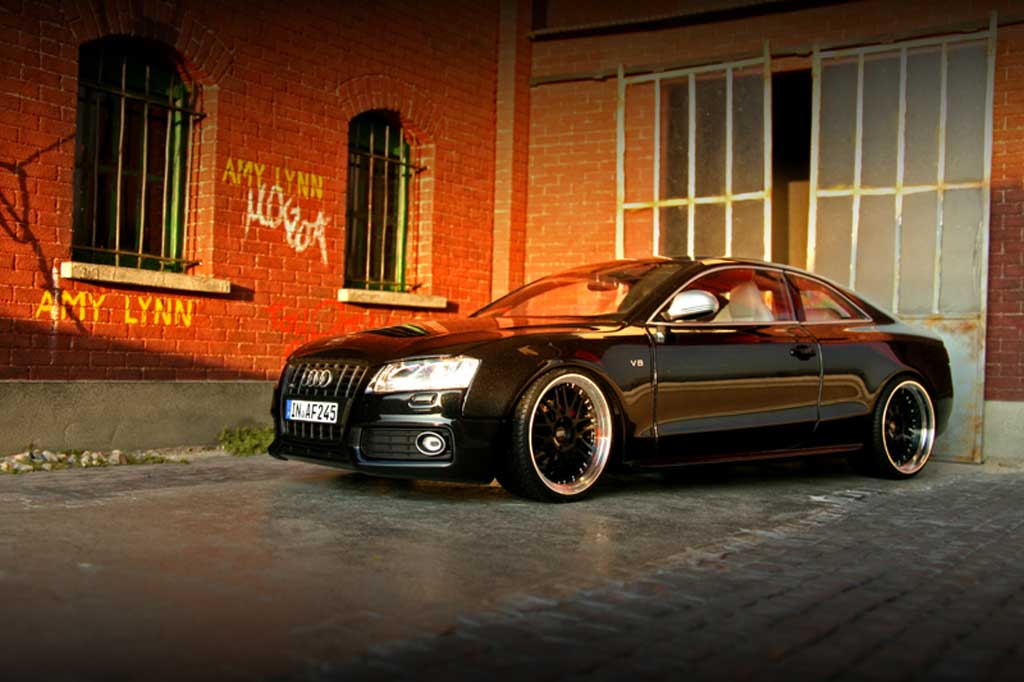 Audi S5 coupe zwart jantes alu 19 pouces diffuseur carbone 1/18 Norev