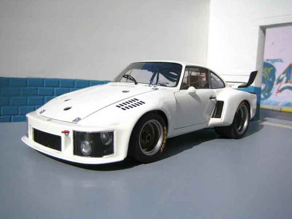 Porsche 935 1/18 Exoto works wit modelauto
