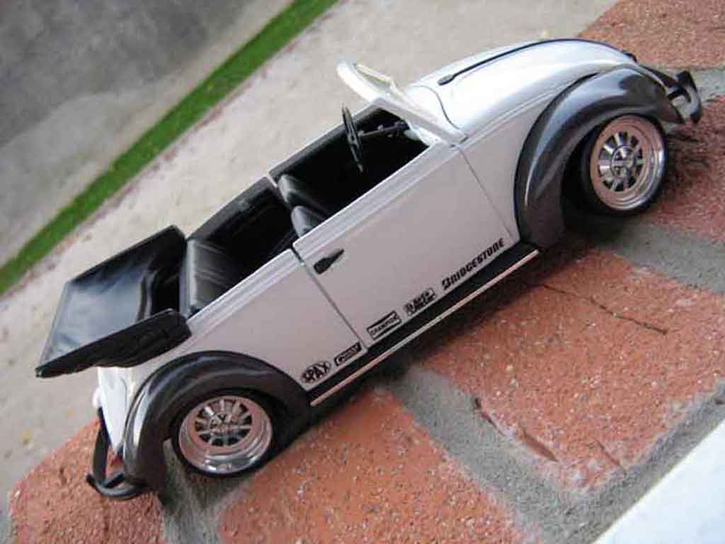 Volkswagen Kafer Cabriolet race air 1/18 Solido
