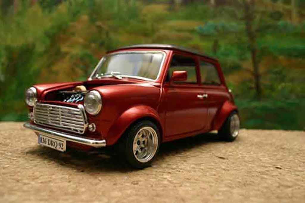 Austin Mini cooper racing 1/18 Burago