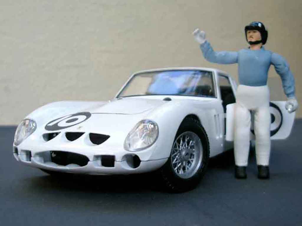 Ferrari 250 GTO 1/18 Burago GTO graham hill wit modelauto