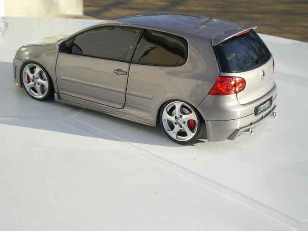 Volkswagen Golf GTI zender jantes porsche 1/18 Norev