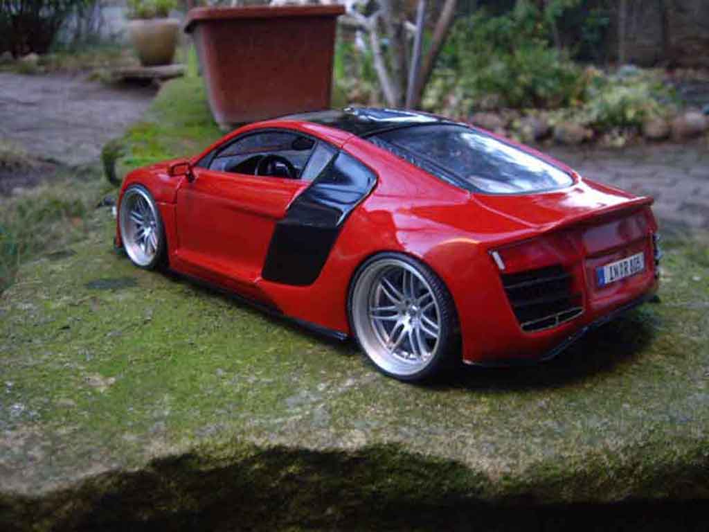 Audi R8 4.2 fsi tdi jantes rs4 1/18 Maisto