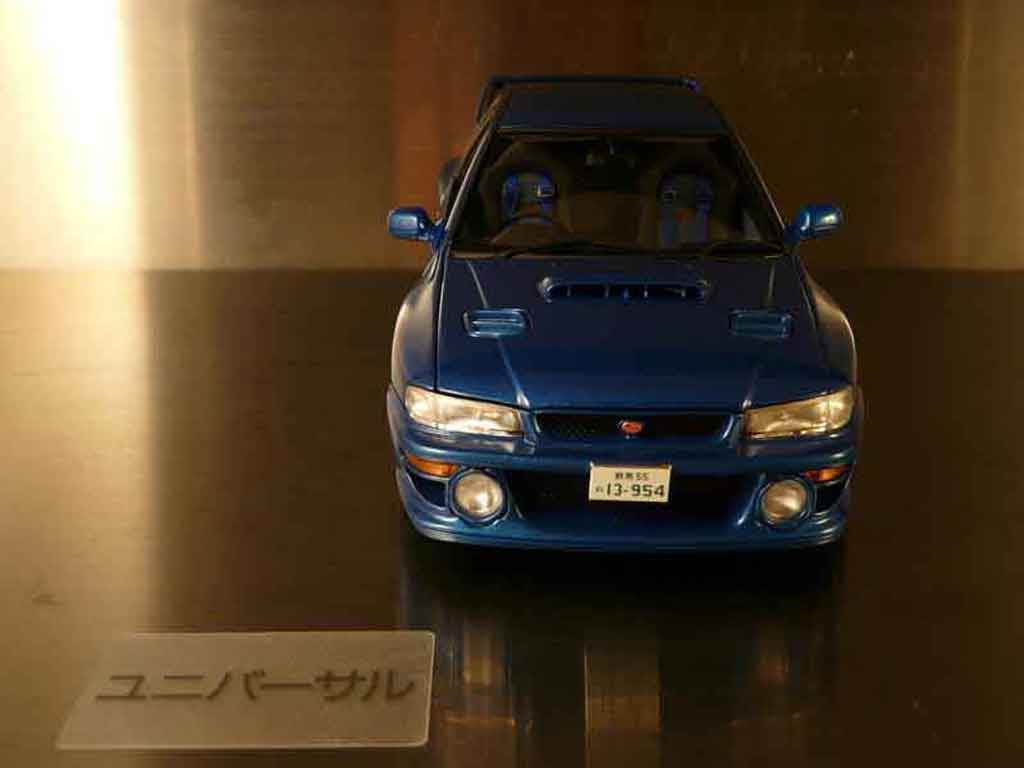 Subaru Impreza 22B tuning 1/18 Autoart