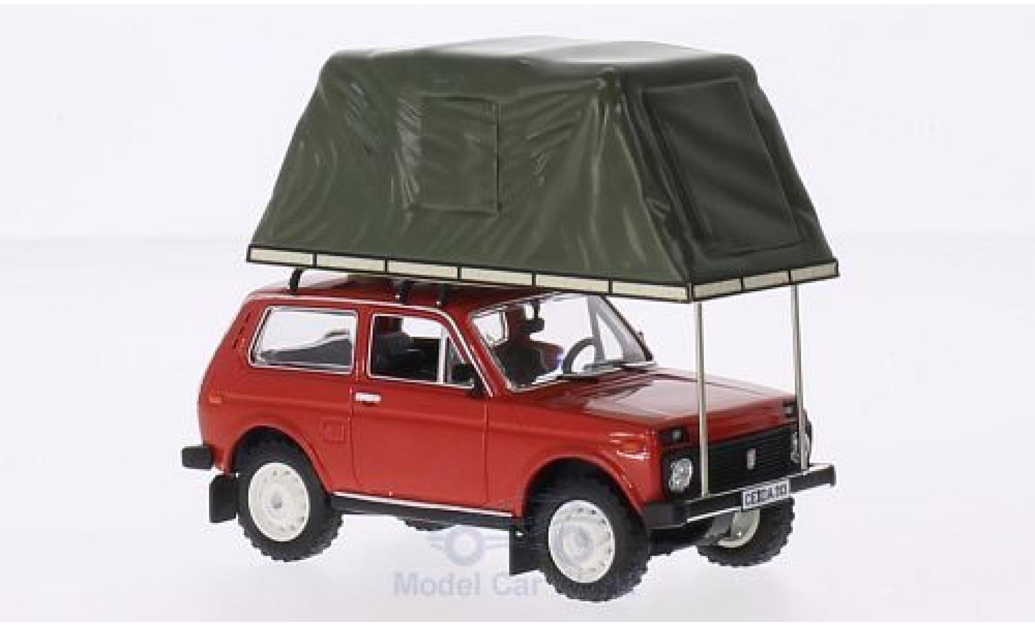 Lada Niva 1/18 IST Models metallic rood 1981 mit Zeltaufbau auf Dach modelauto