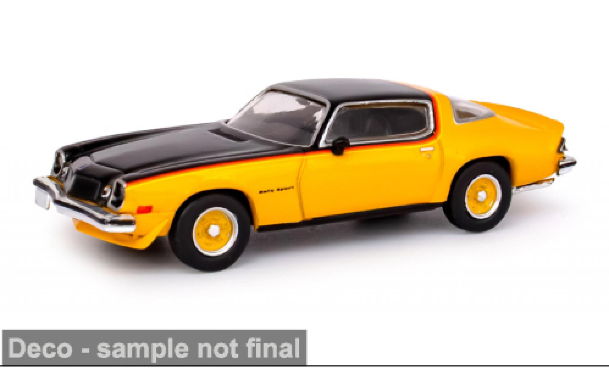 Chevrolet Camaro 1/64 IXO America Rally Sport geel/zwart 1976 1:64 modelauto