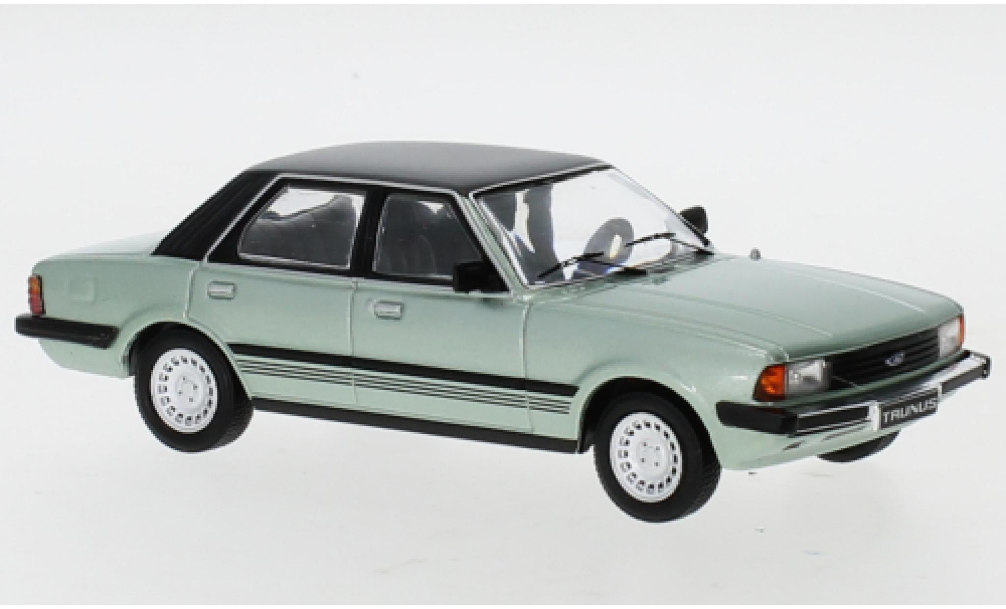 Ford Taunus 1/43 IXO (TC3) Ghia metallic groen/zwart 1983 modelauto