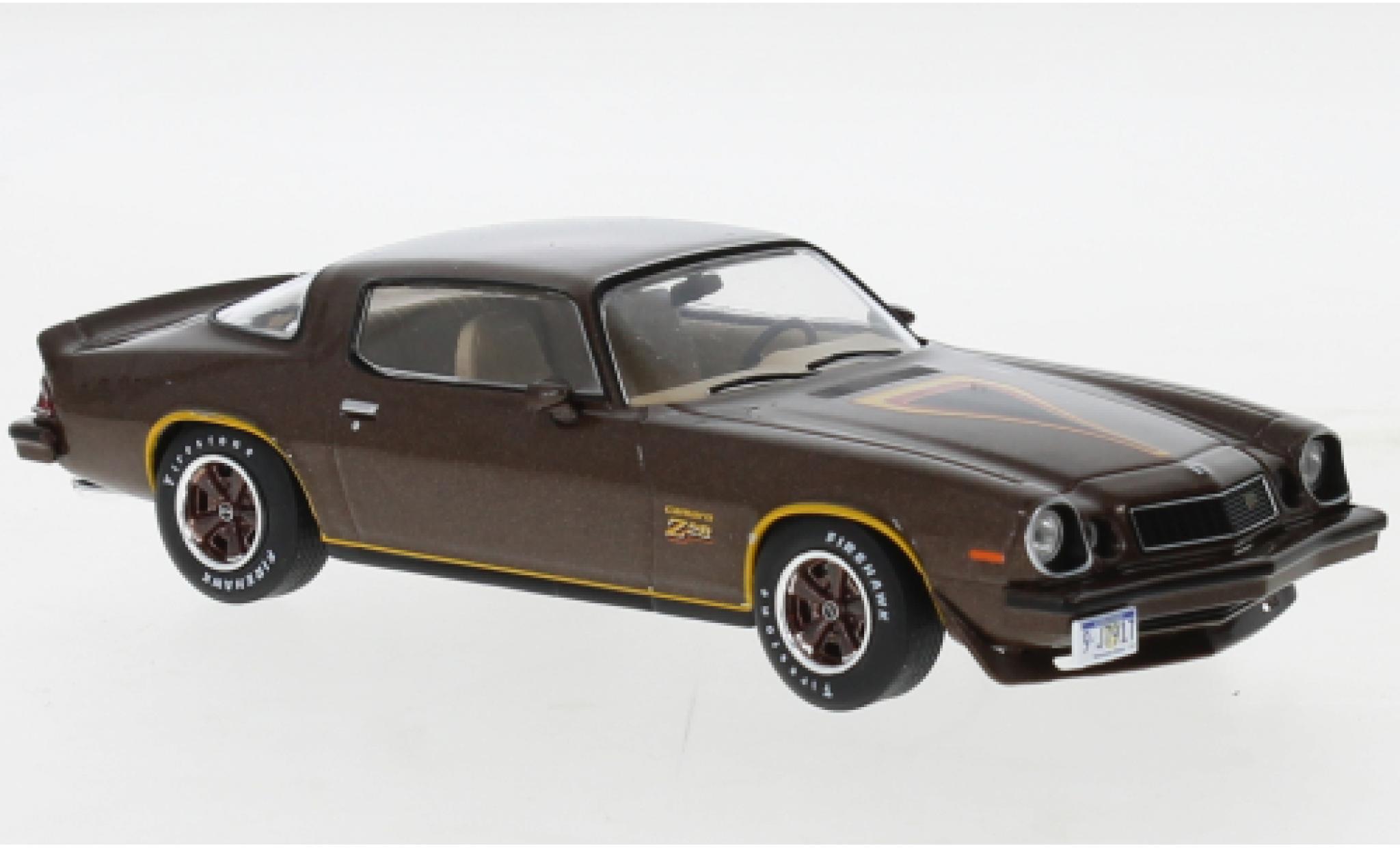 Chevrolet Camaro 1/43 IXO Z28 metallic brun/D&eacute;corer 1977 modelauto