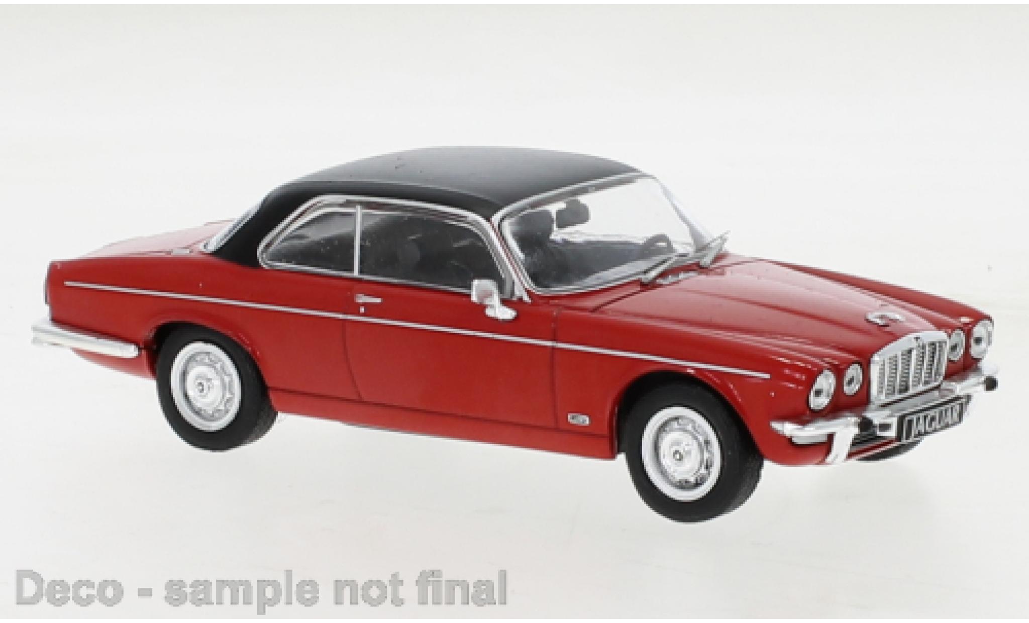 Jaguar XJ 1/43 IXO 12 C rood/zwart 1976 modelauto