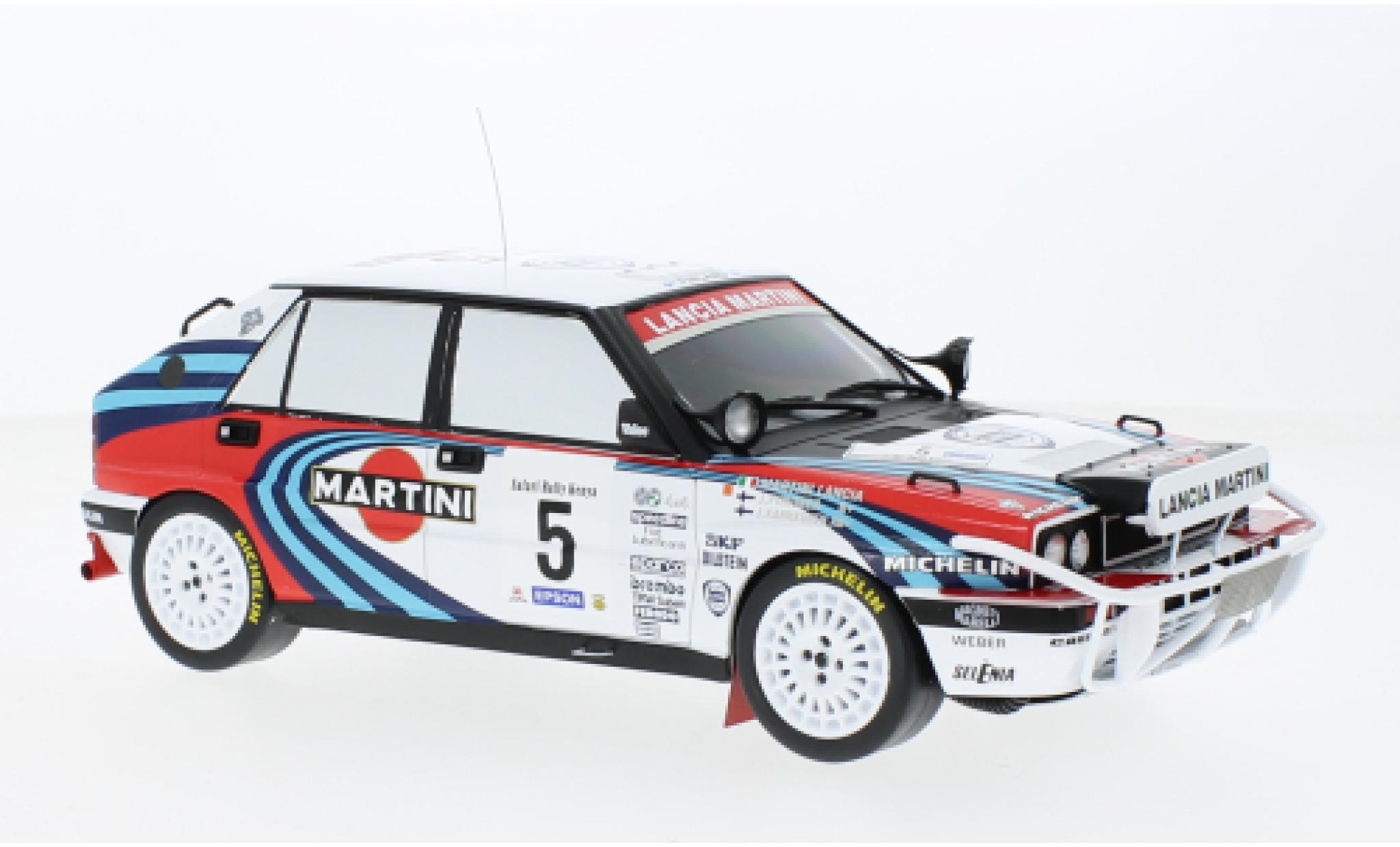 Lancia Delta 1/18 IXO Integrale 16V No.5 Martini Rallye WM Safari Rally 1990 modelauto