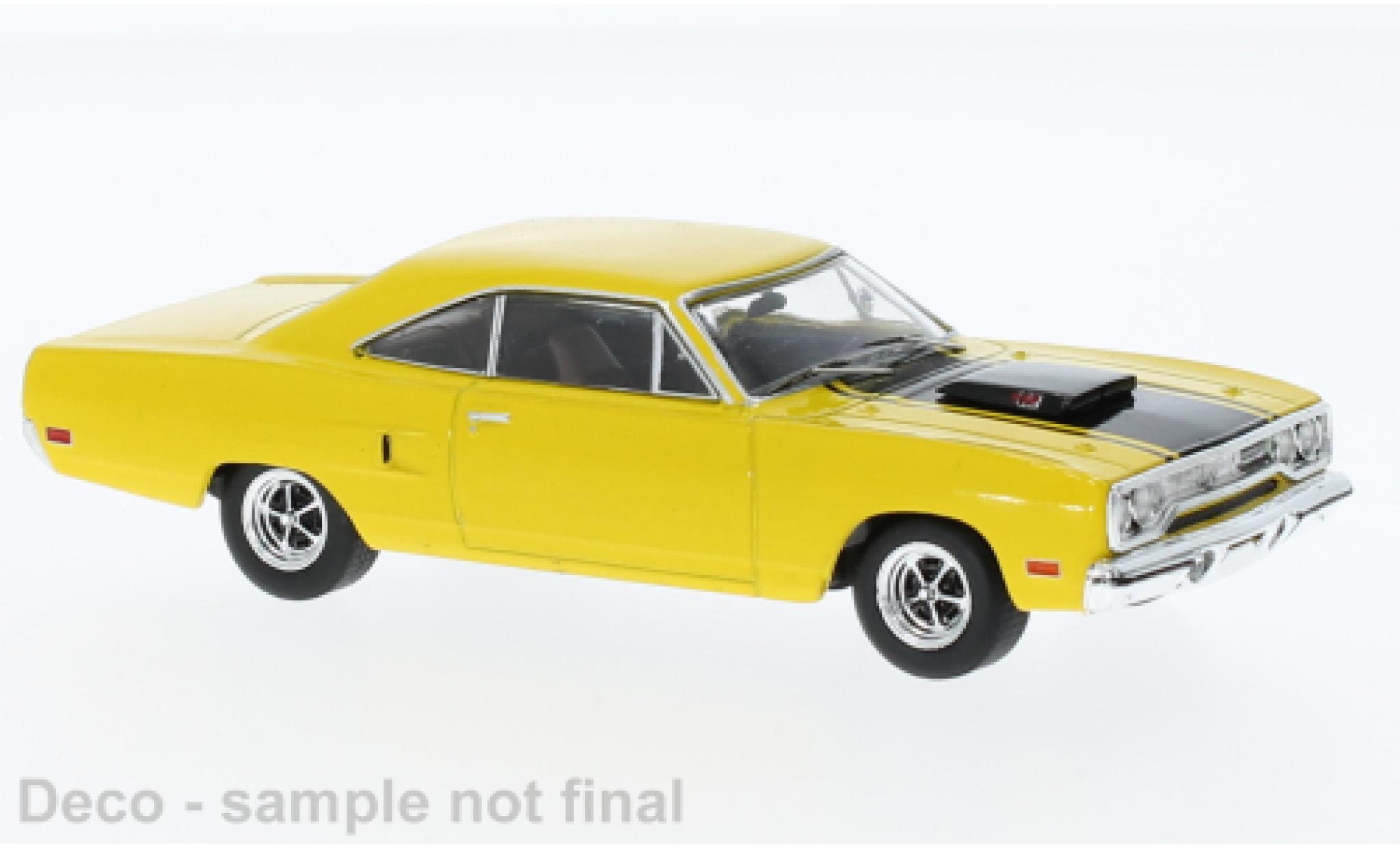 Plymouth Road Runner 1/43 IXO geel 1970 modelauto