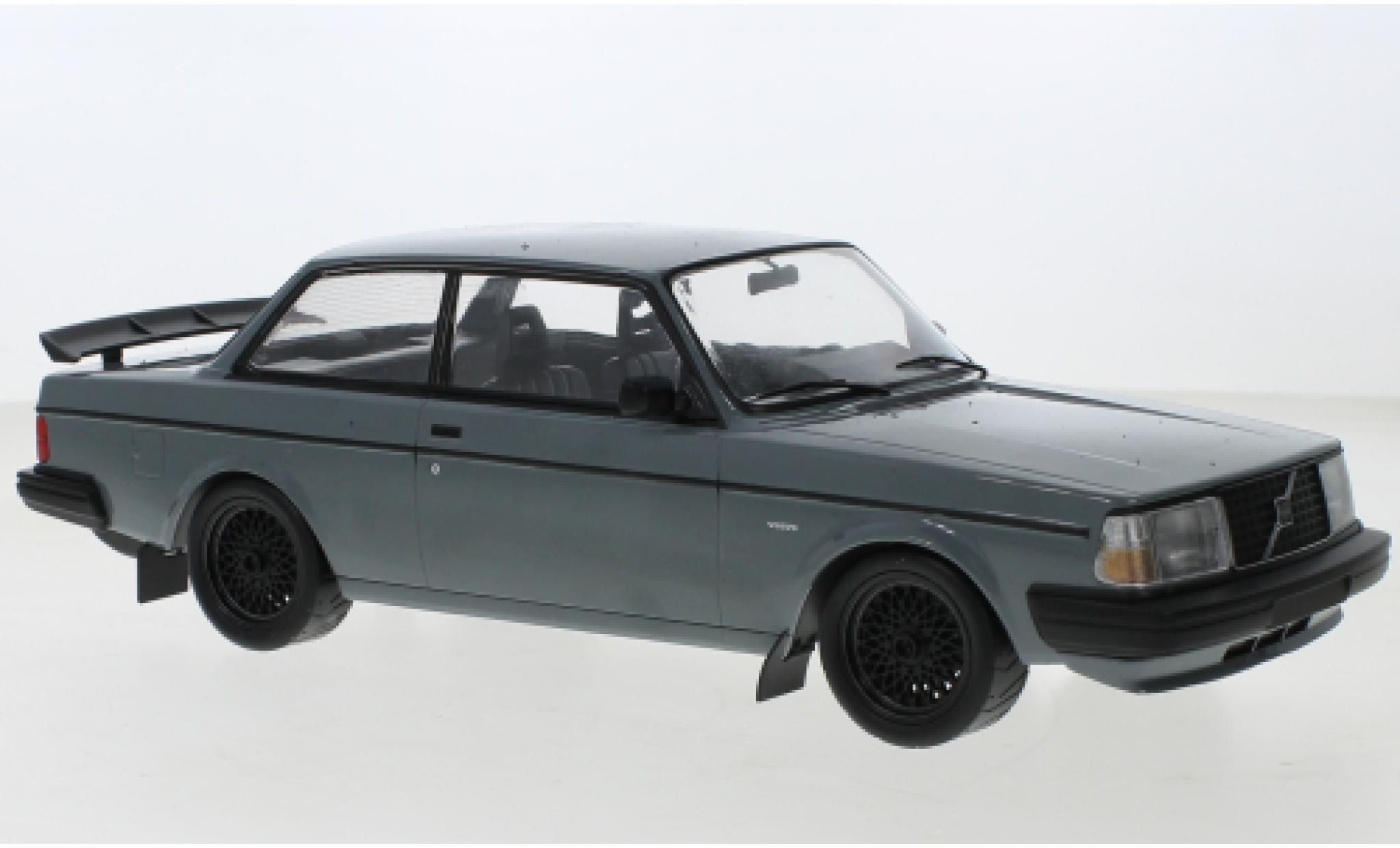 Volvo 240 1/18 IXO Turbo Custom grijs 1986 modelauto