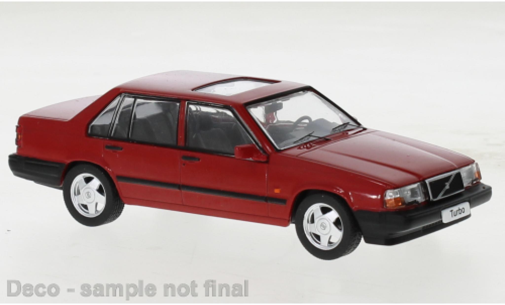 Volvo 940 1/43 IXO Turbo rood 1990 modelauto