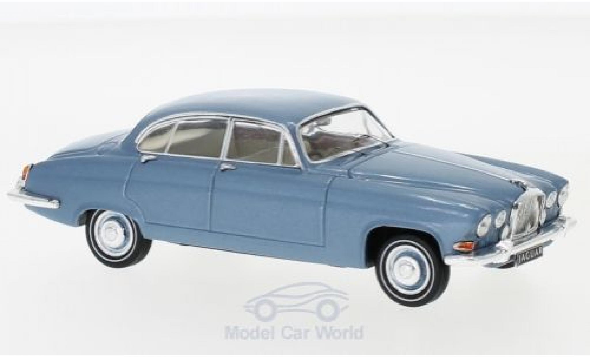 Jaguar MK 1/43 IXO X metallic blauw RHD 1961 modelauto