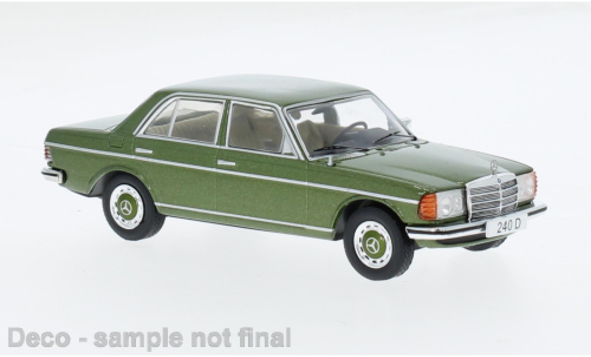 Mercedes 240 1/43 IXO D (W123) metallic groen 1976 1:43 modelauto