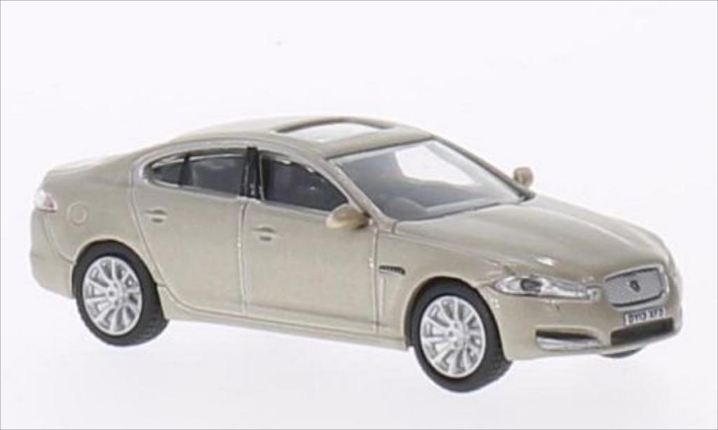 Jaguar XF 1/76 Oxford metallic beige RHD modelauto