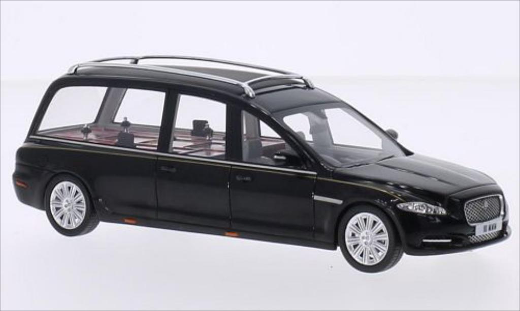 Jaguar XJ 1/43 GLM (X351) Hearse Wilcox zwart 2013 modelauto