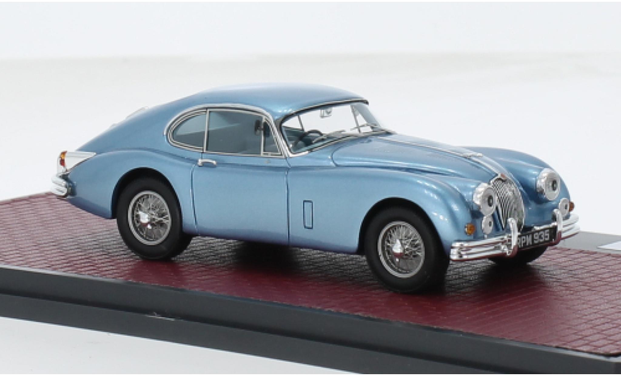 Jaguar XK 1/43 Matrix 150 S Fastback by Hartin blauw 1960 1:43 modelauto