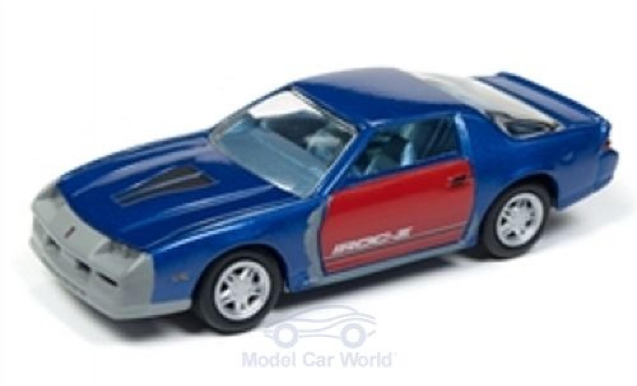 Chevrolet Camaro Z28 1/64 Johnny Lightning Z28 IROC-Z metallic blauw/rood 1987 Tuning modelauto