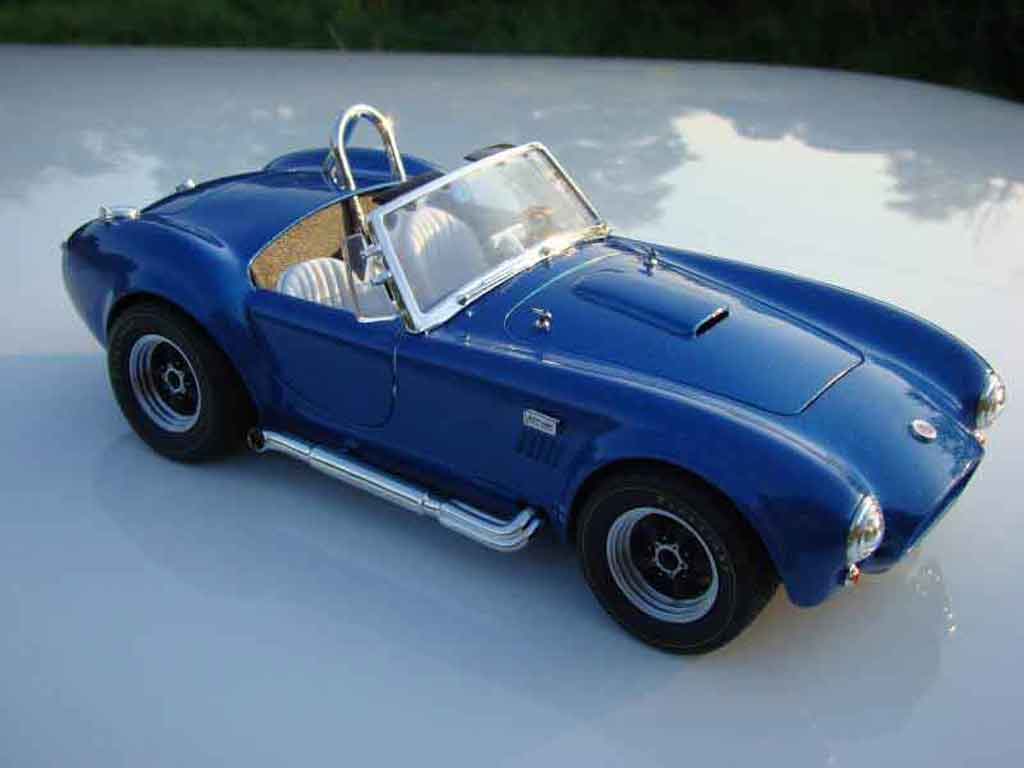 AC Cobra shelby 427 s/c blauw jantes gmp 1/18 Road Signature