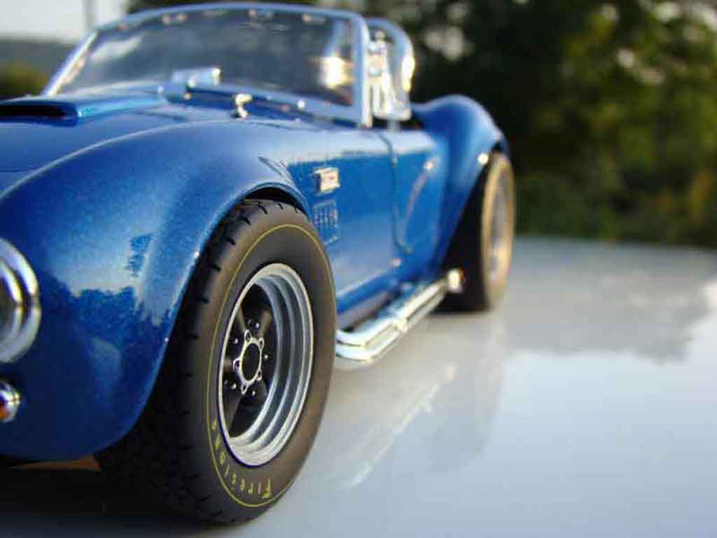 AC Cobra shelby 427 s/c blauw jantes gmp 1/18 Road Signature