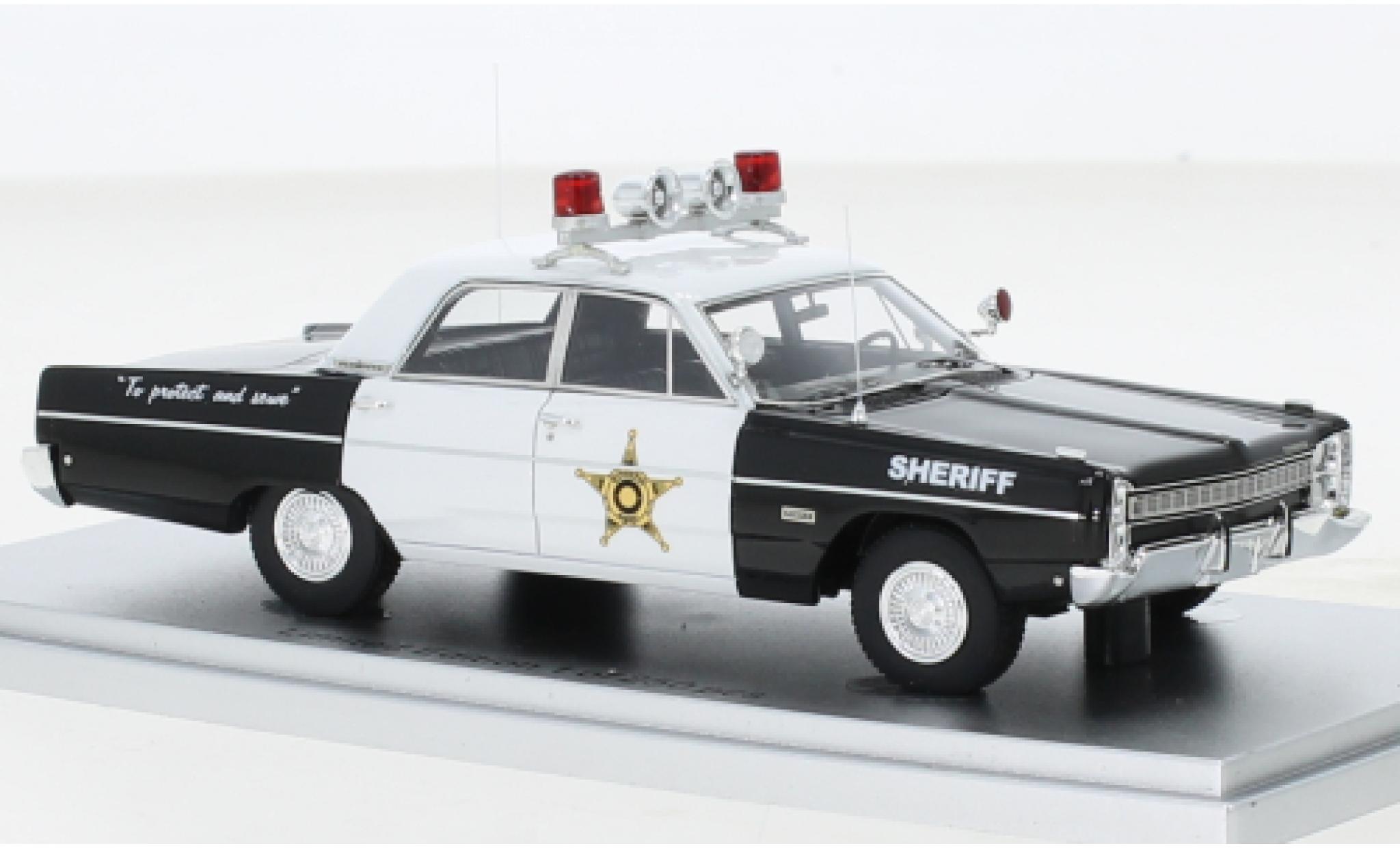 Plymouth Fury 1/43 Kess 4-Door Sedan Mayberry Sheriff 1968 modelauto