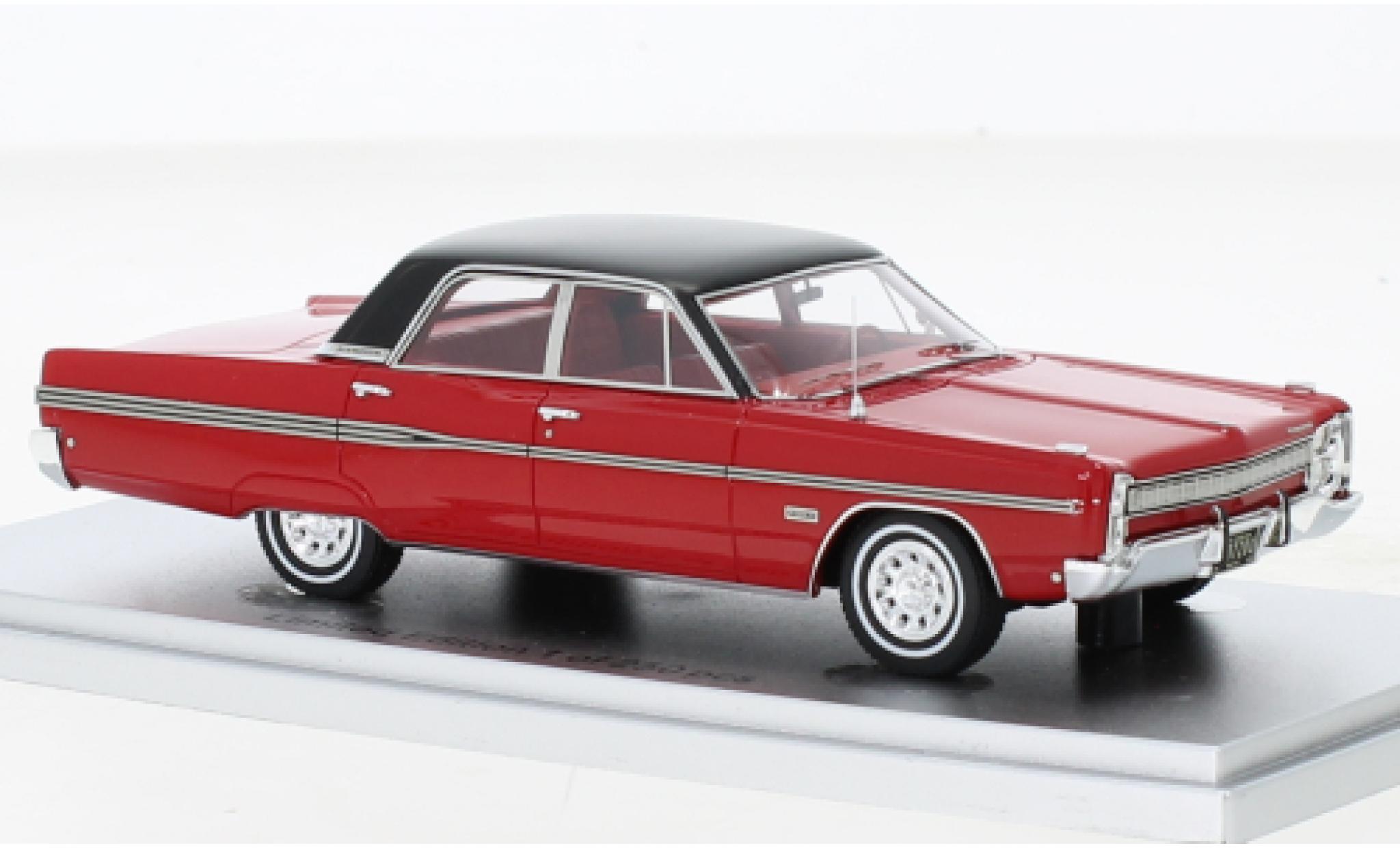 Plymouth Fury 1/43 Kess 4-Door Sedan rood/zwart 1968 modelauto